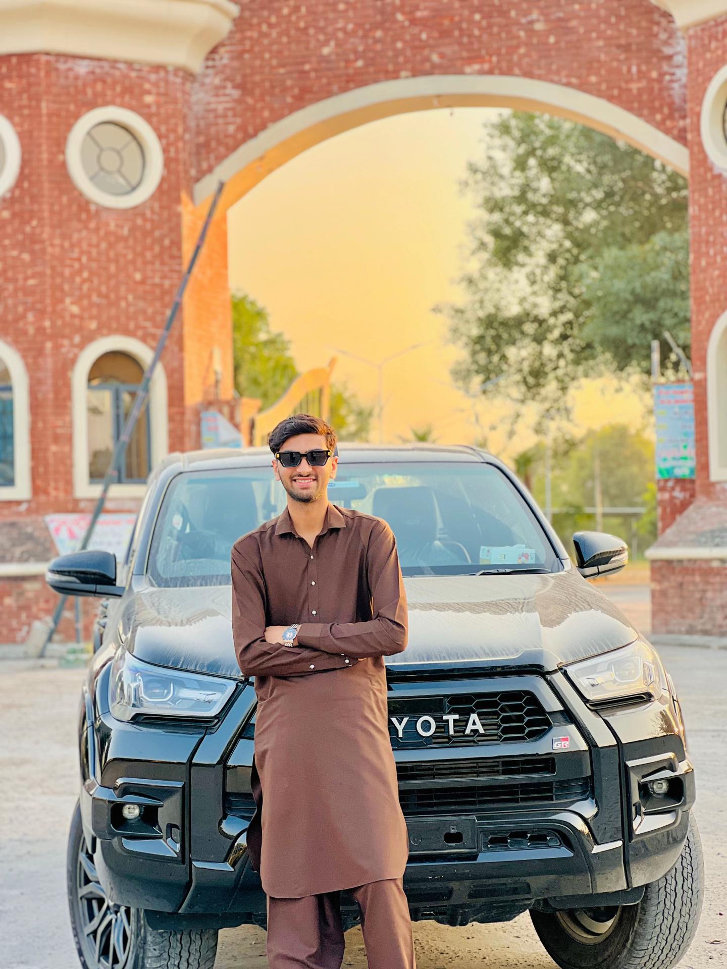 @چودھری  عبداللہ   ✊🏻🥷🏻