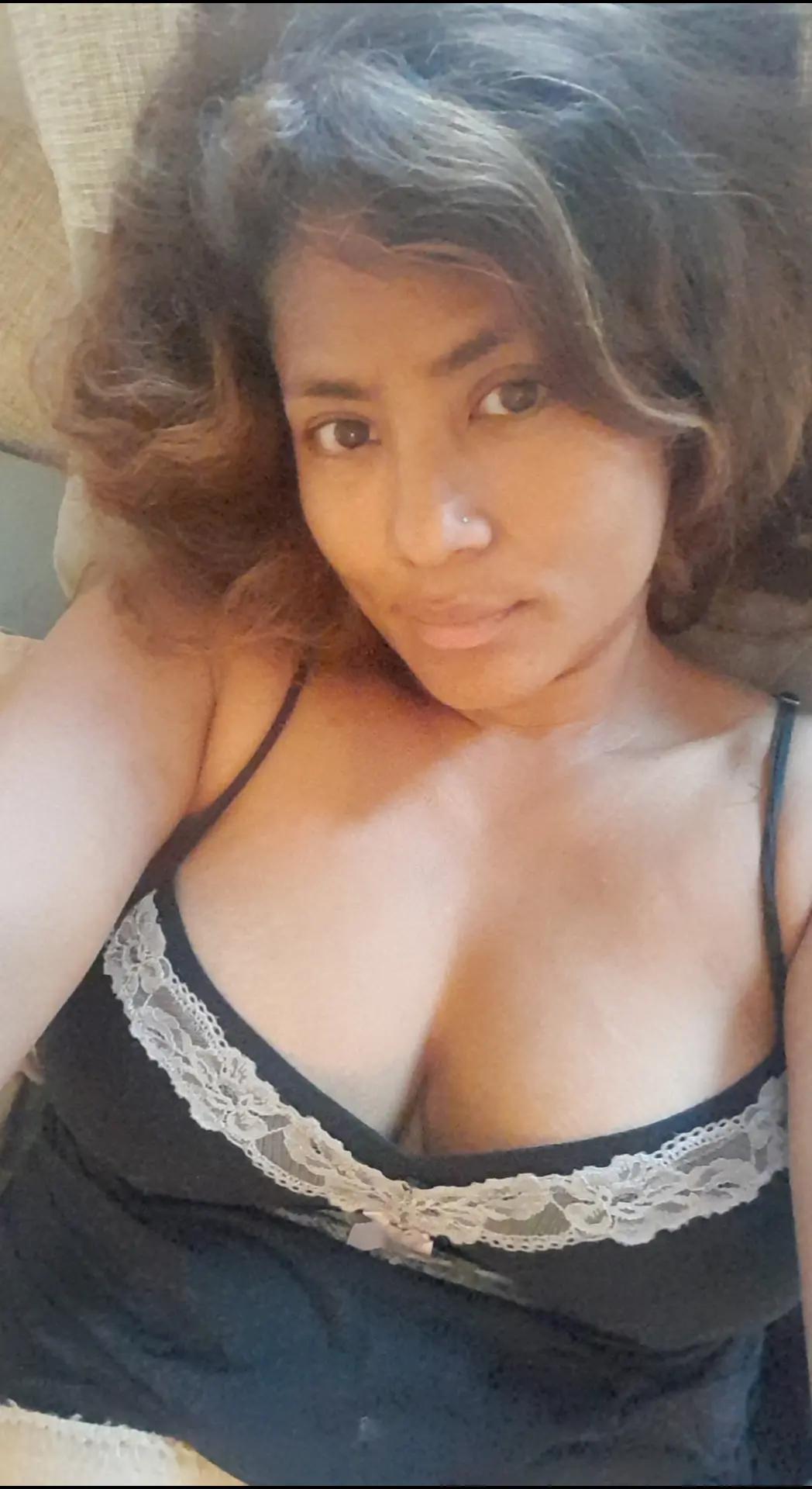 @yesmina