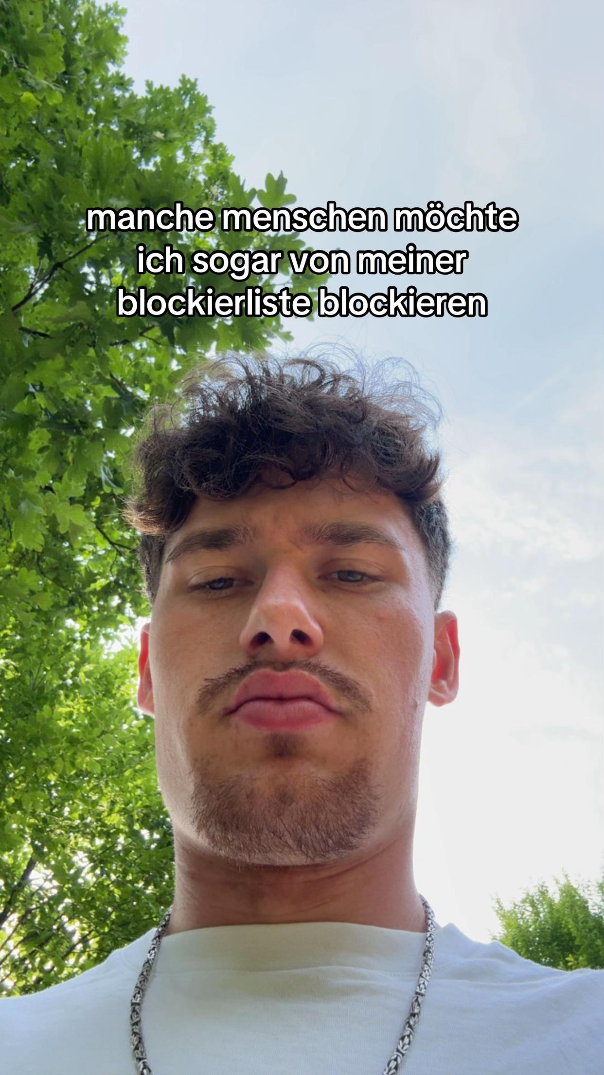 @DerAlmanMitGrünenAugen