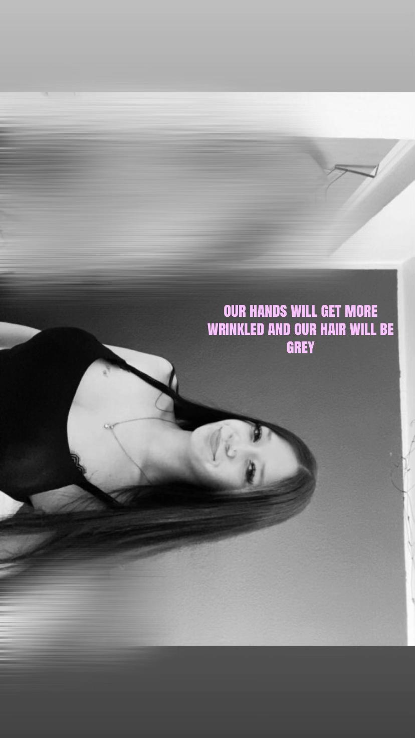 @🫐