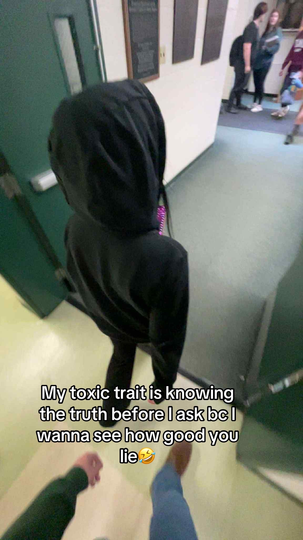 @𖣂