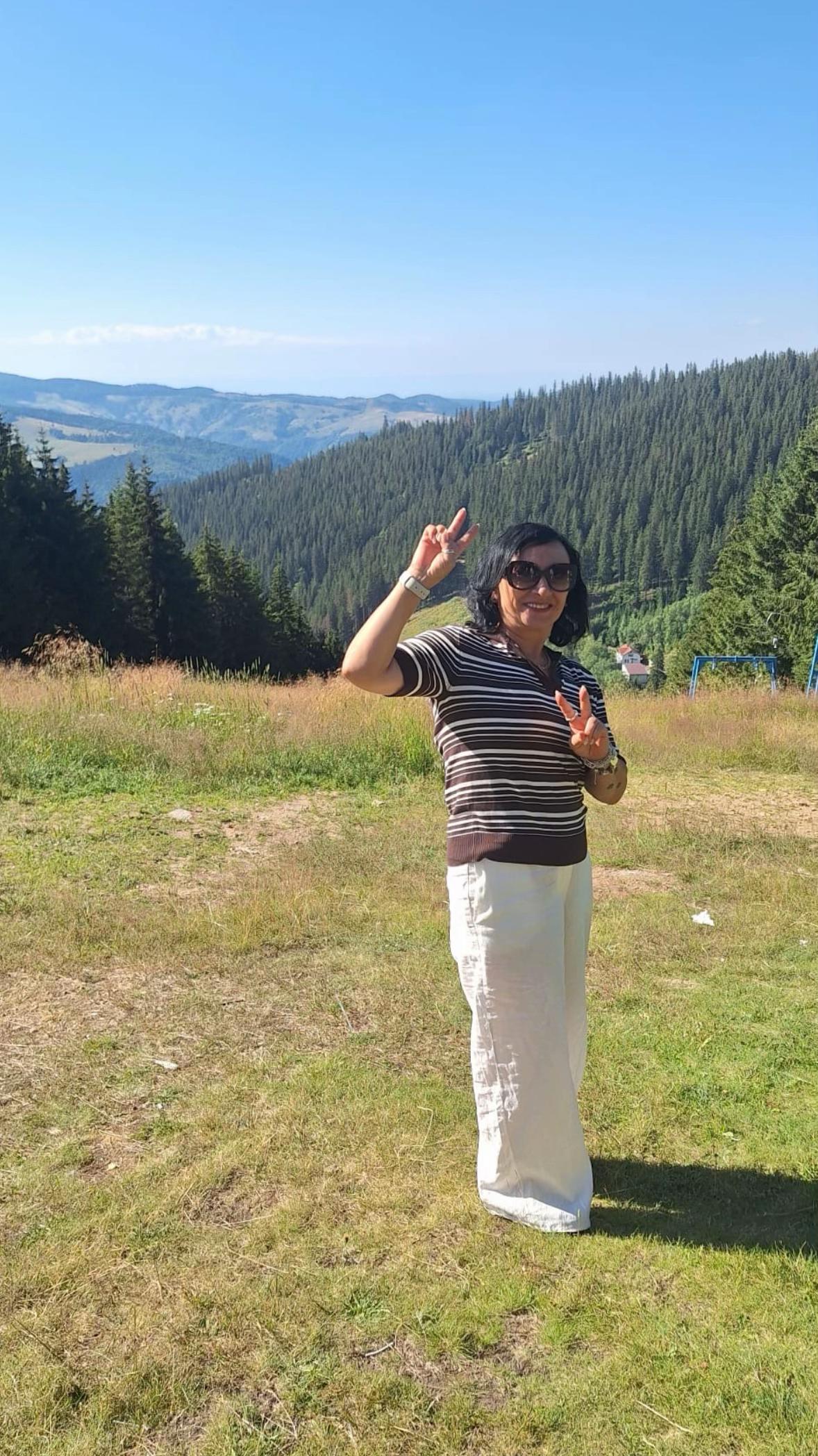 @Mihaela Radulescu