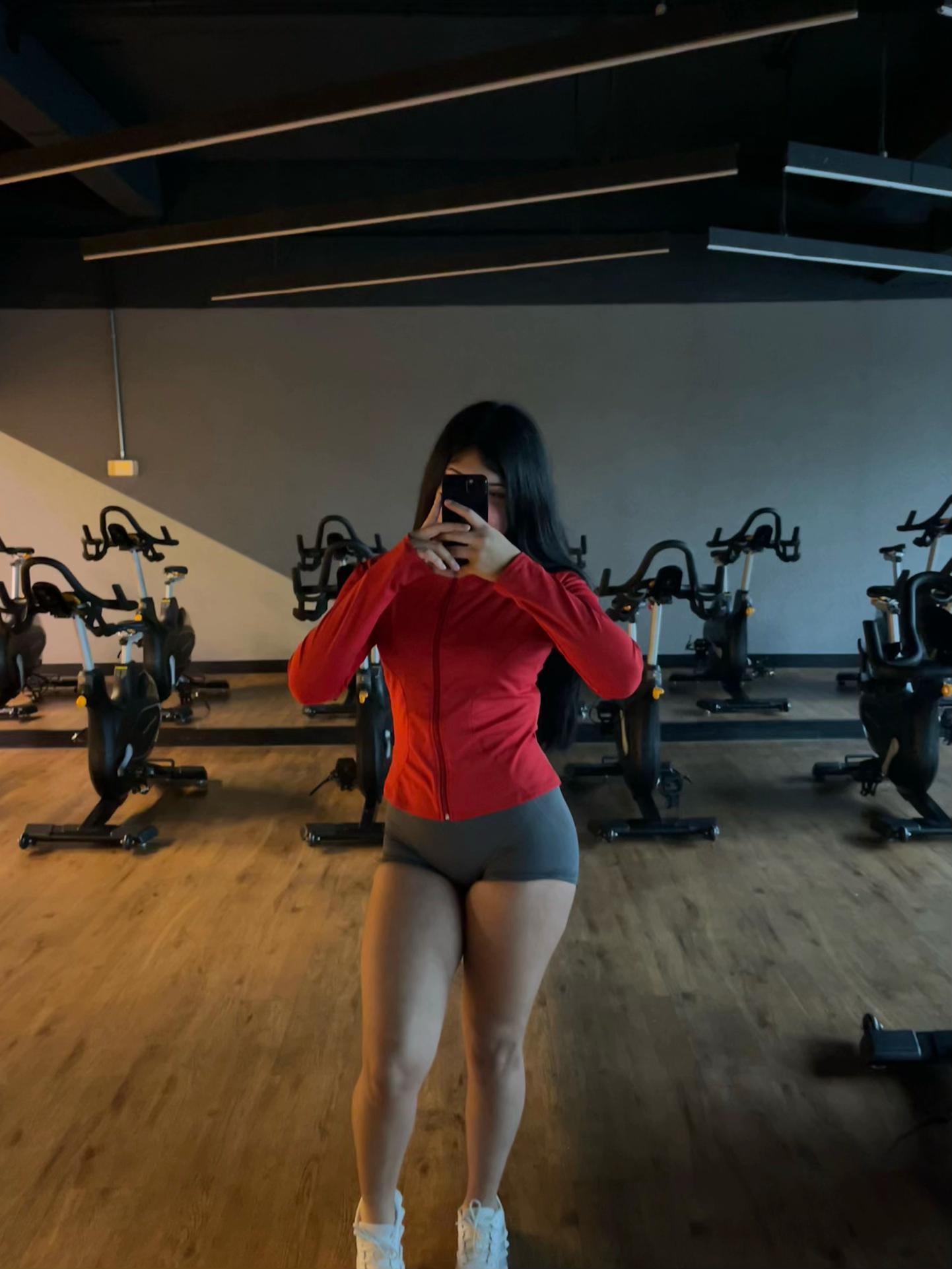 @Emii