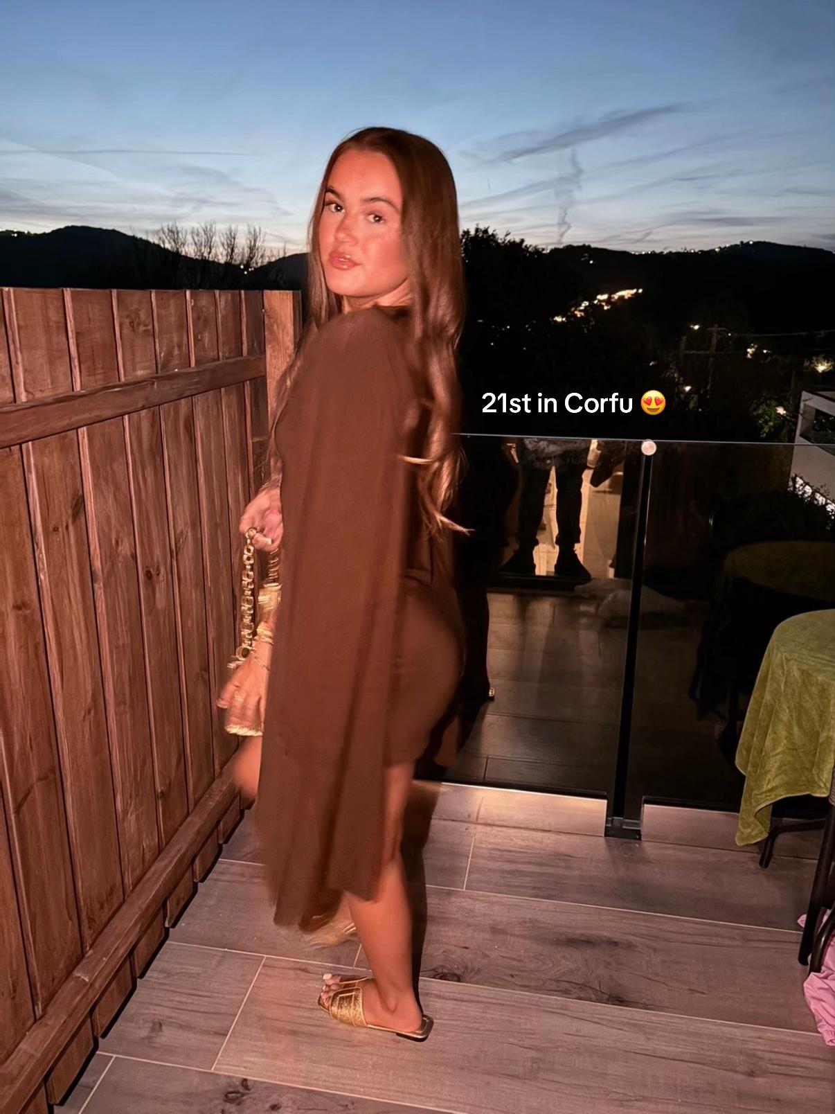 @chelslmx