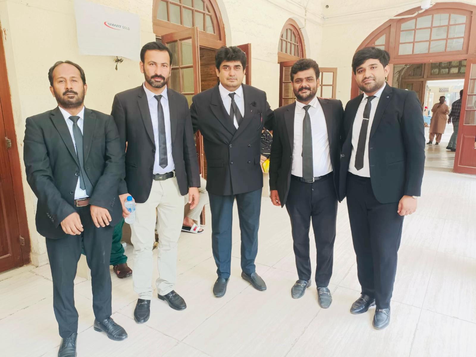 @adv_jameel_Raj