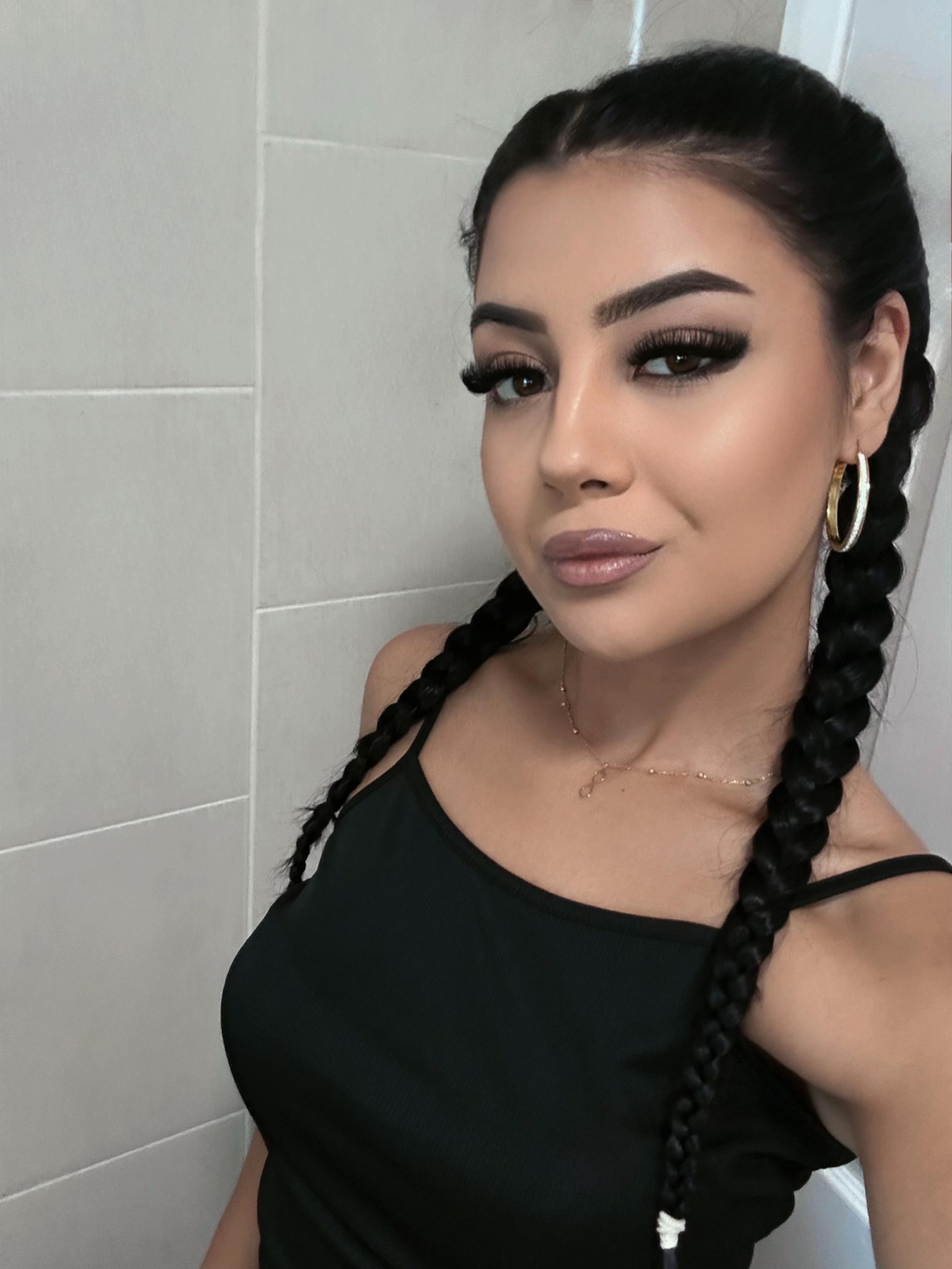 @Analisa