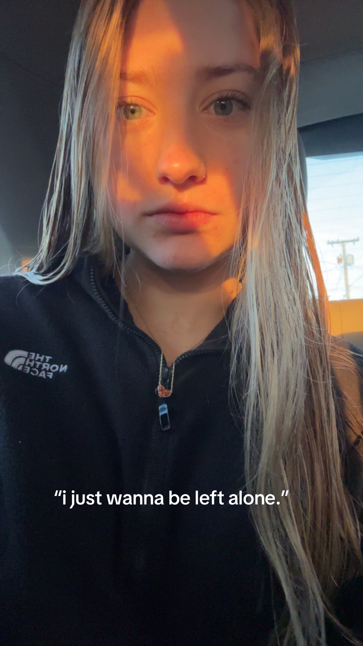 @️😜💗💋🤗👸🏼👱&zwj;♀️😻🎊