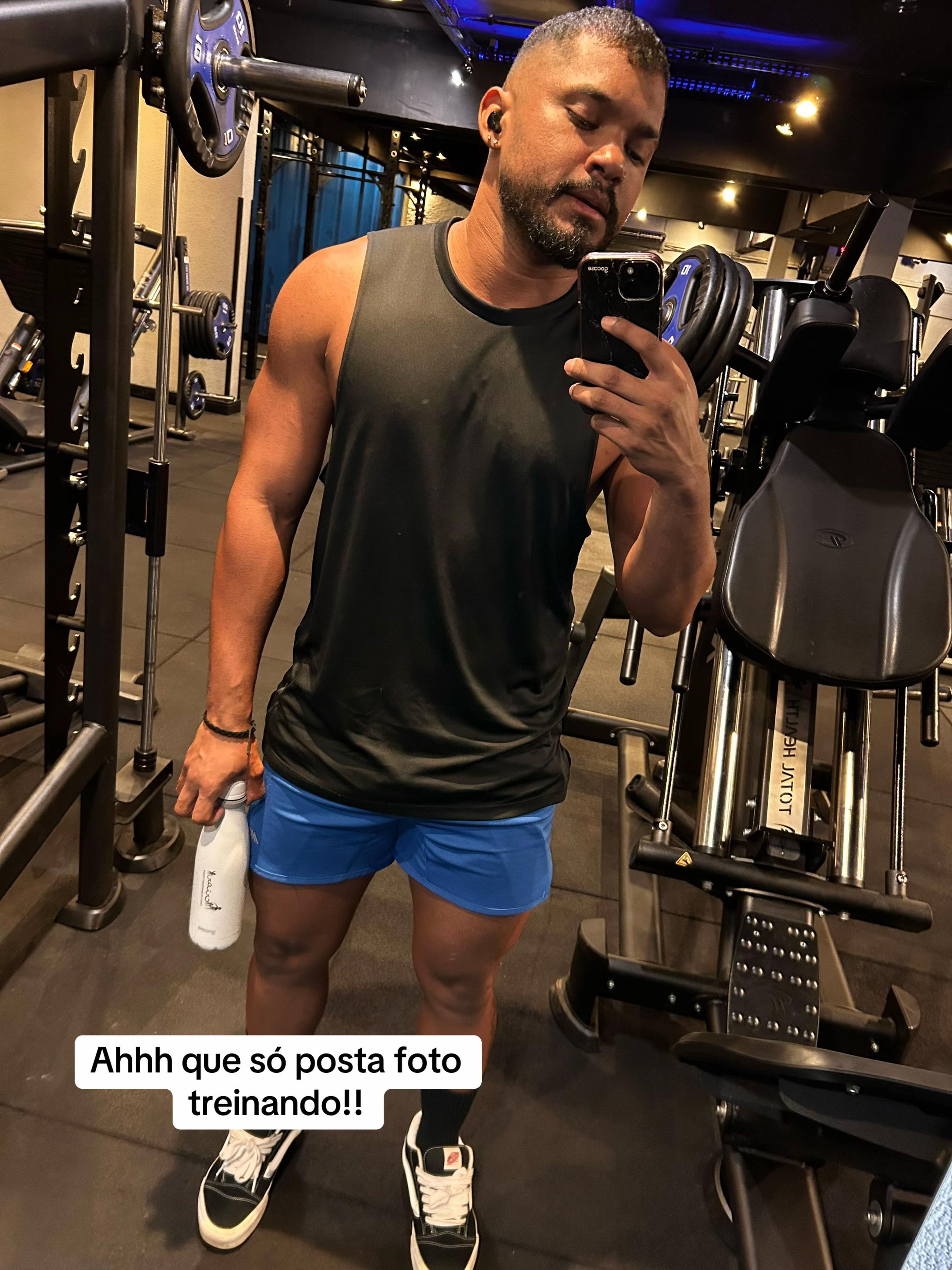 @Nayron Max