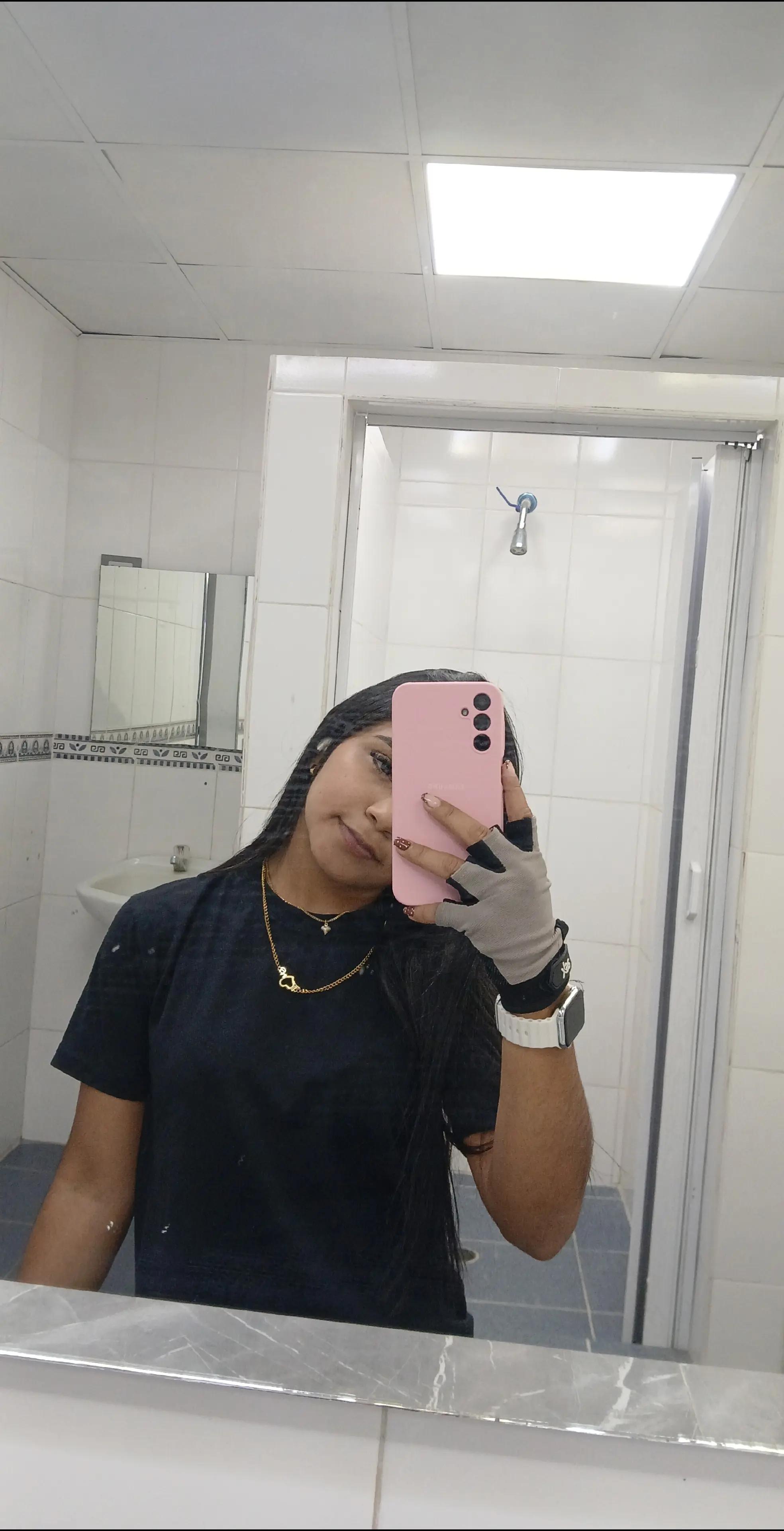 @Génesis Alexandra🧿✨️