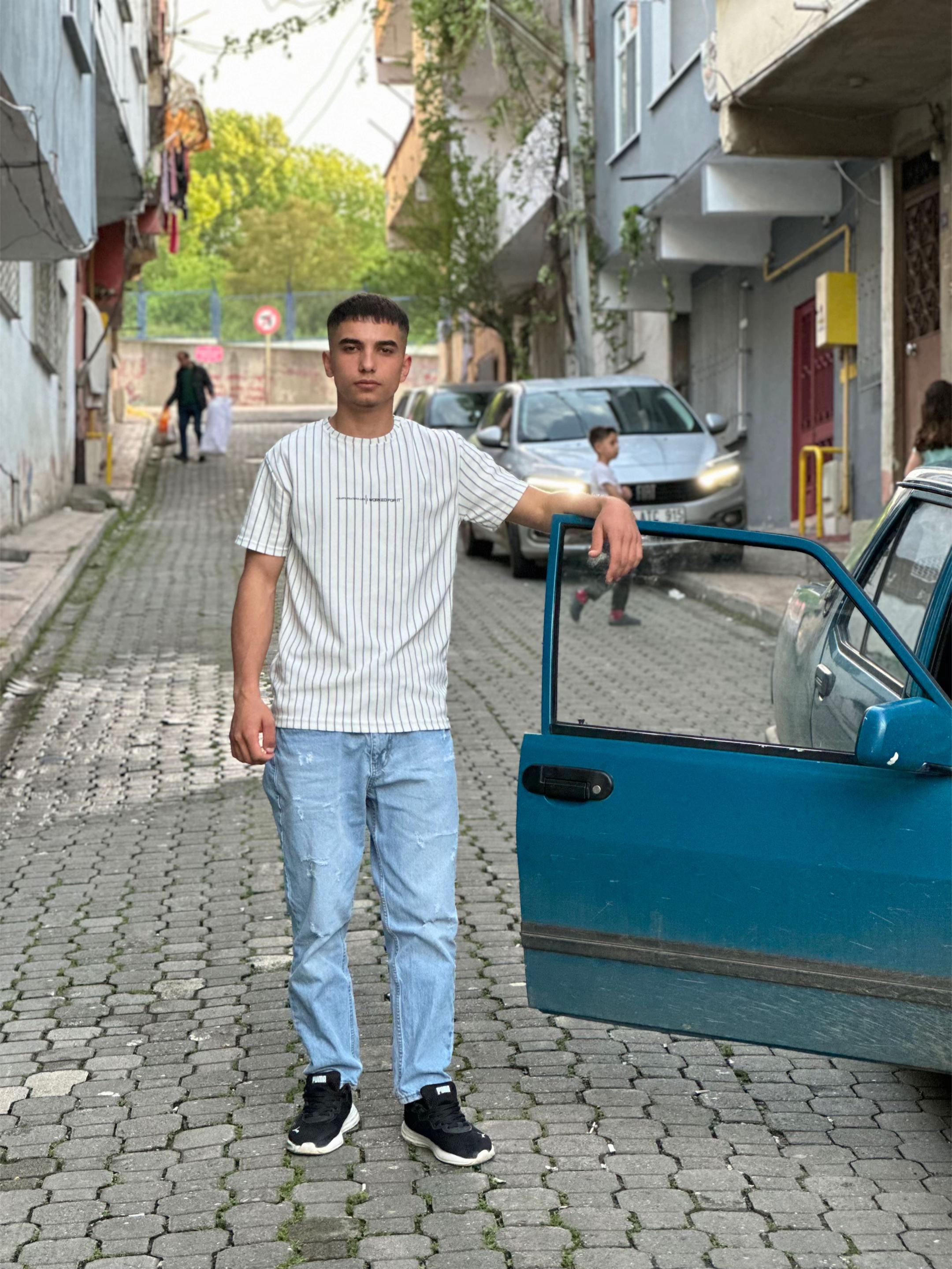 @&Ouml;mer&ensp;Faruk&ensp;Kurt