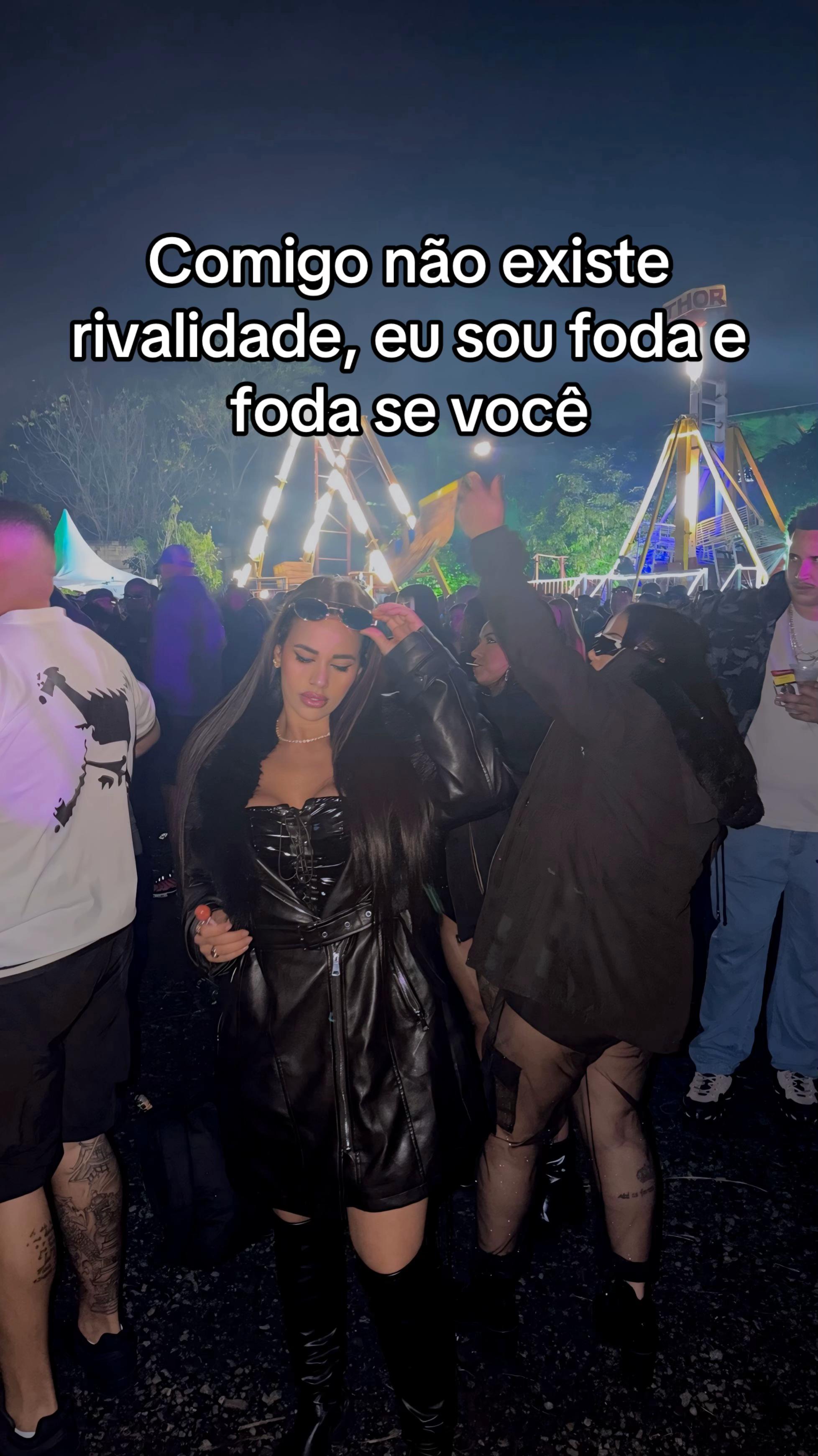 @j__ariaane