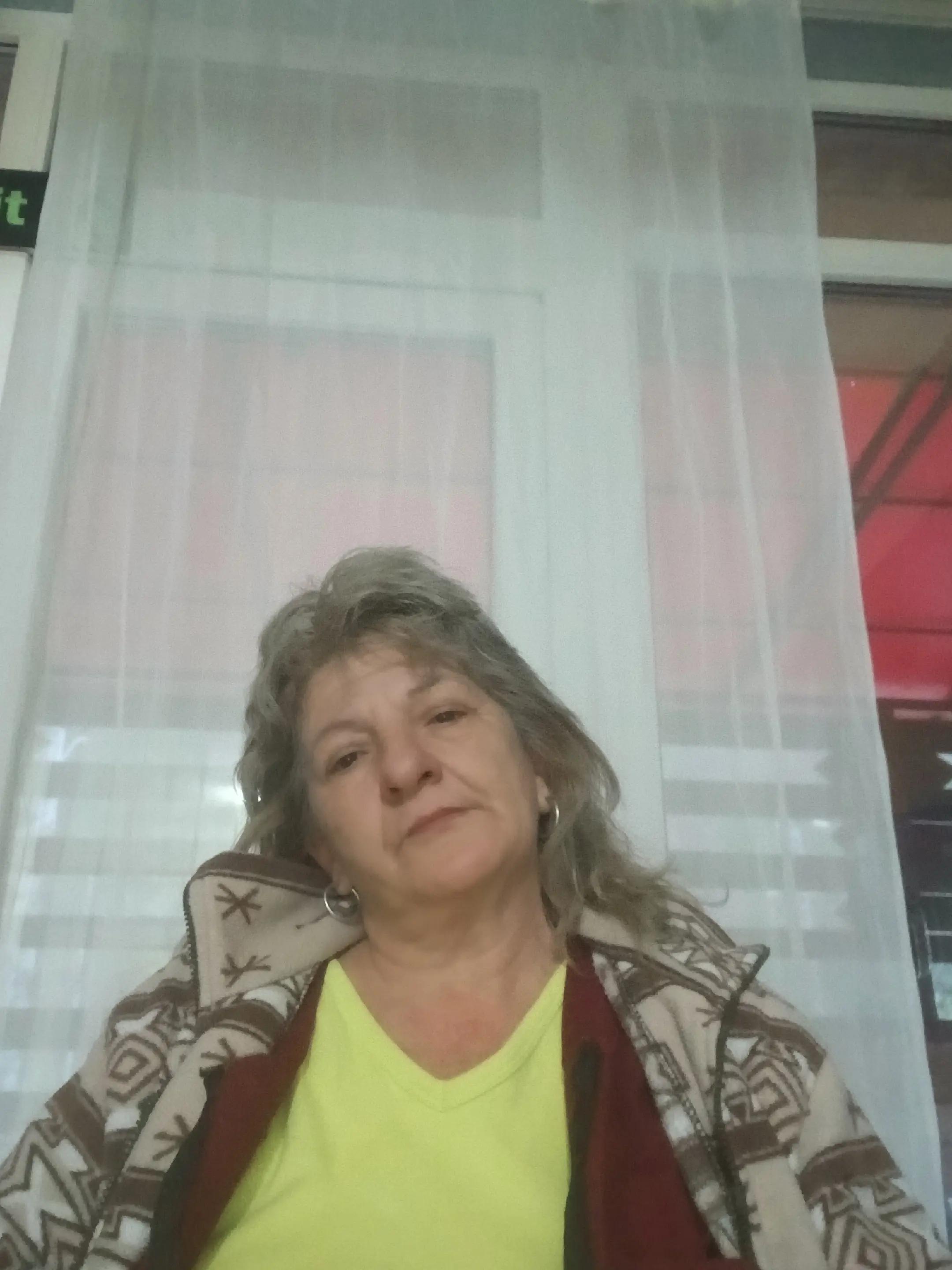 @Ela Geama