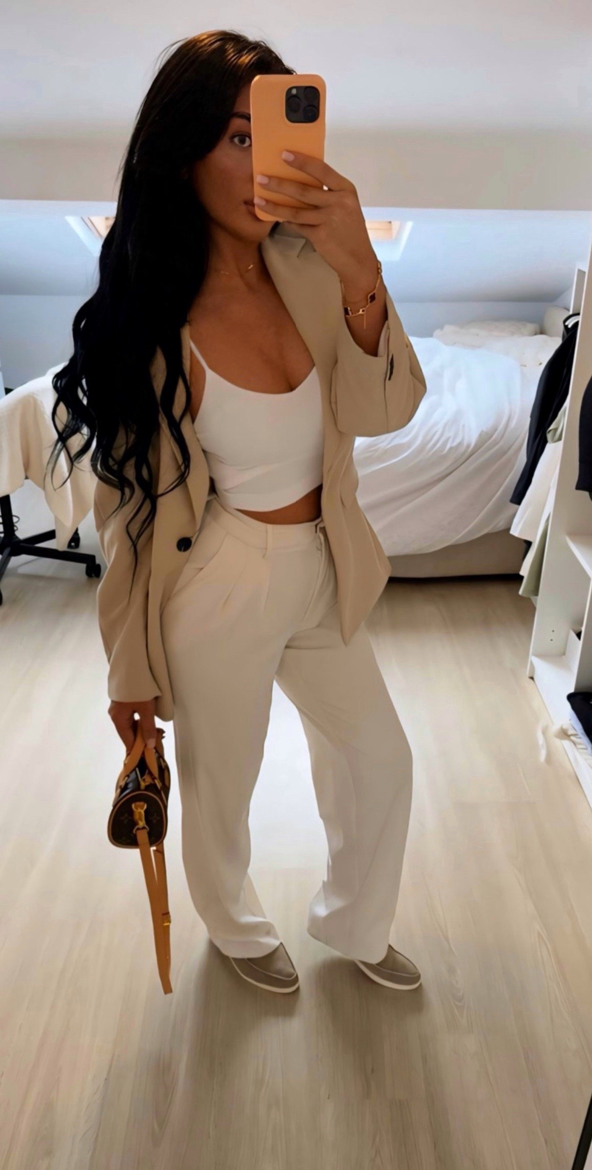 @eseniniaa