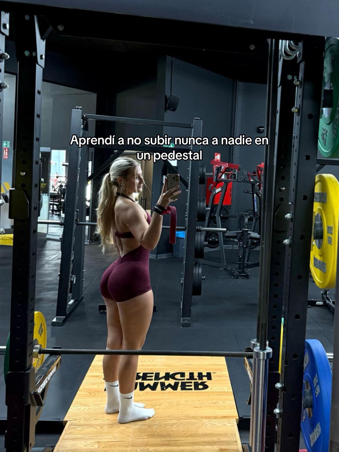 @lourdesgix