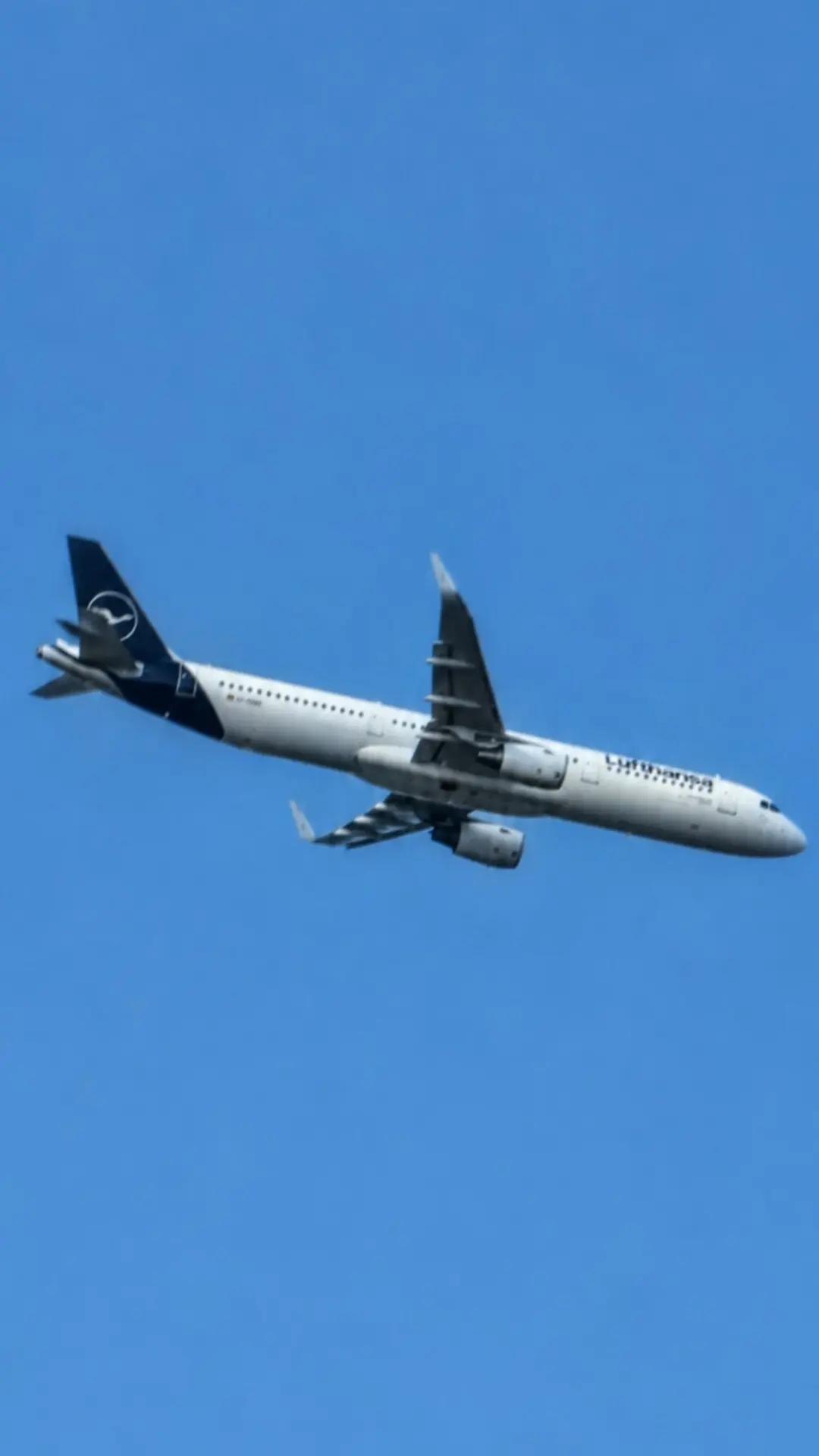 @Planespotter Jonas