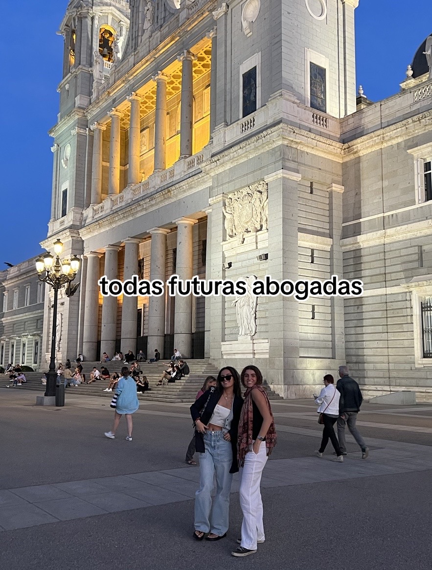 @lucia p&eacute;rez