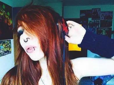 @*__* {{C@$t13lll_''/ :*
