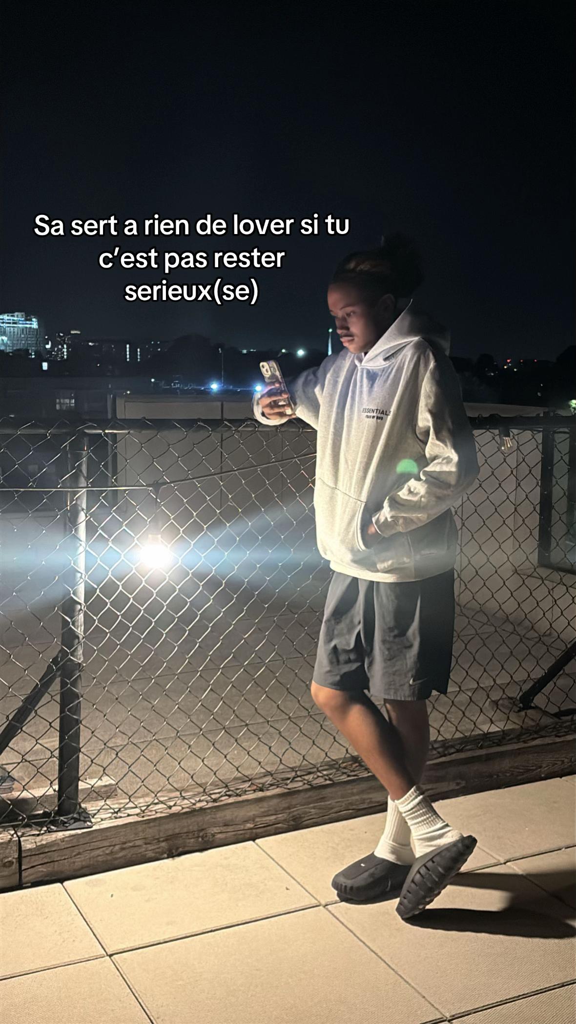 @️ ️ 