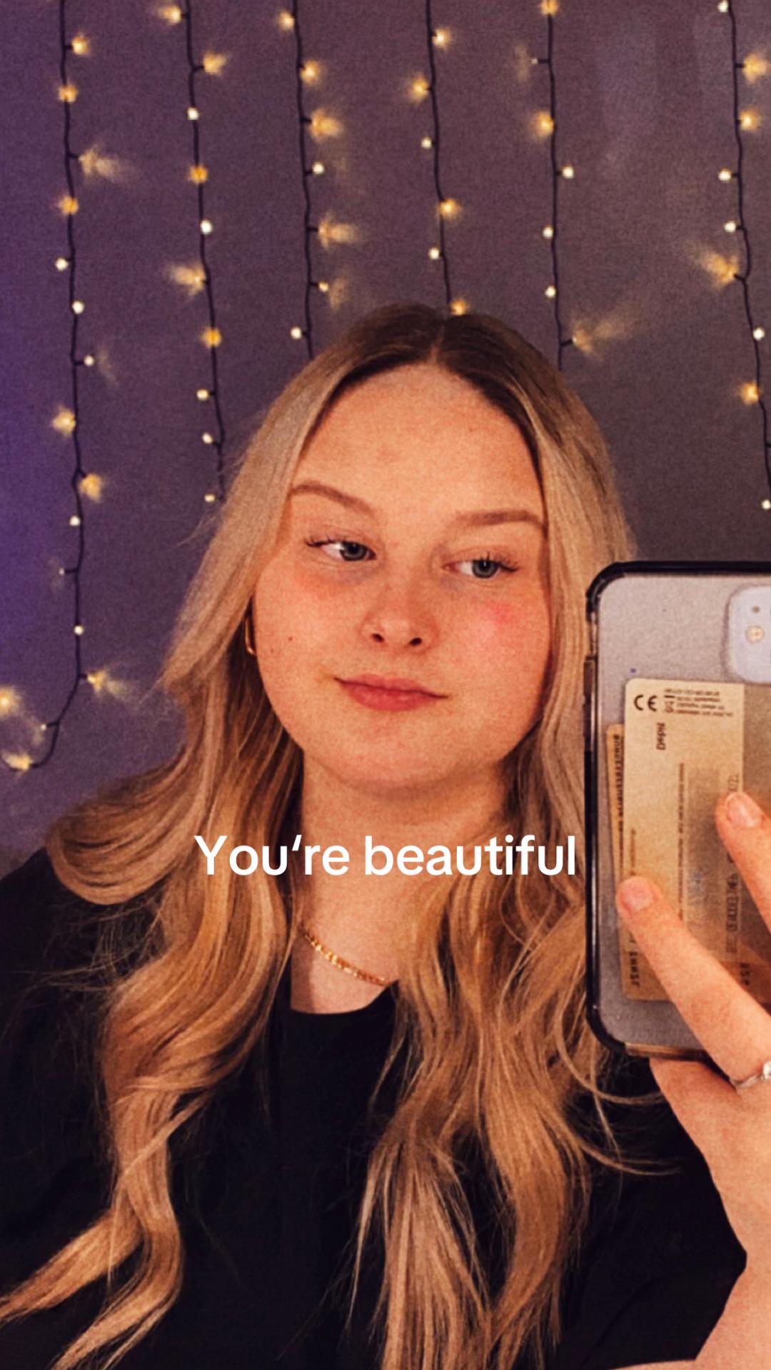 @S o p h i e | 🌸✨