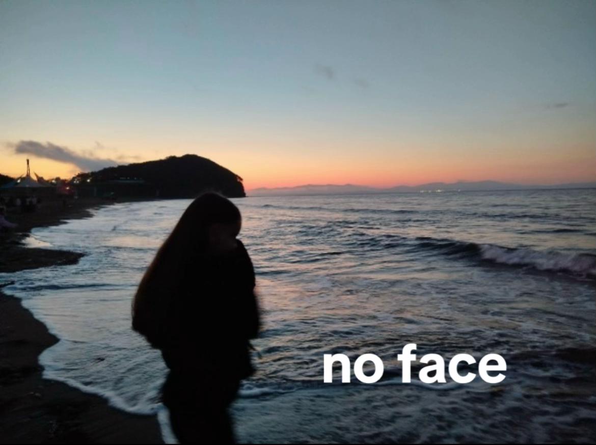 @r