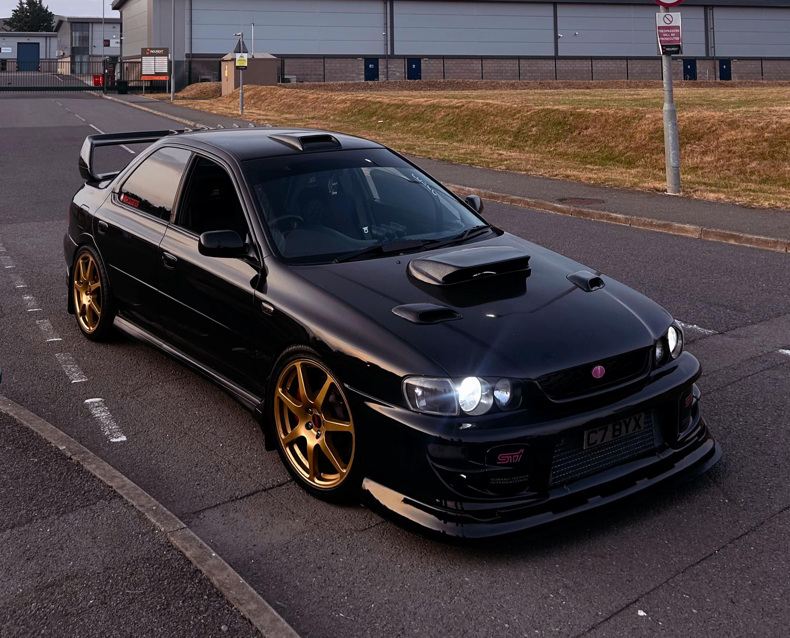 @Carlx400