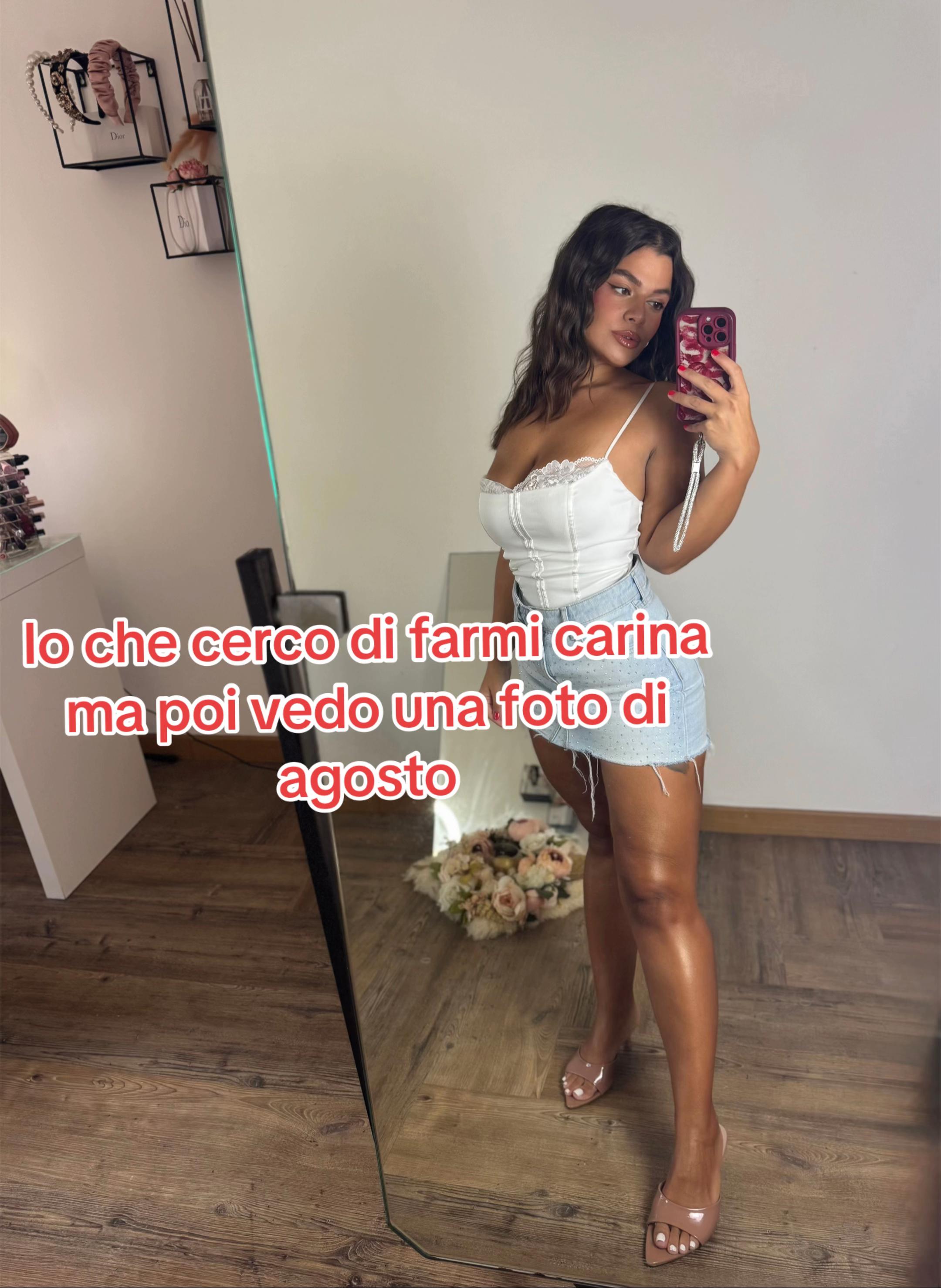 @carlottamel_