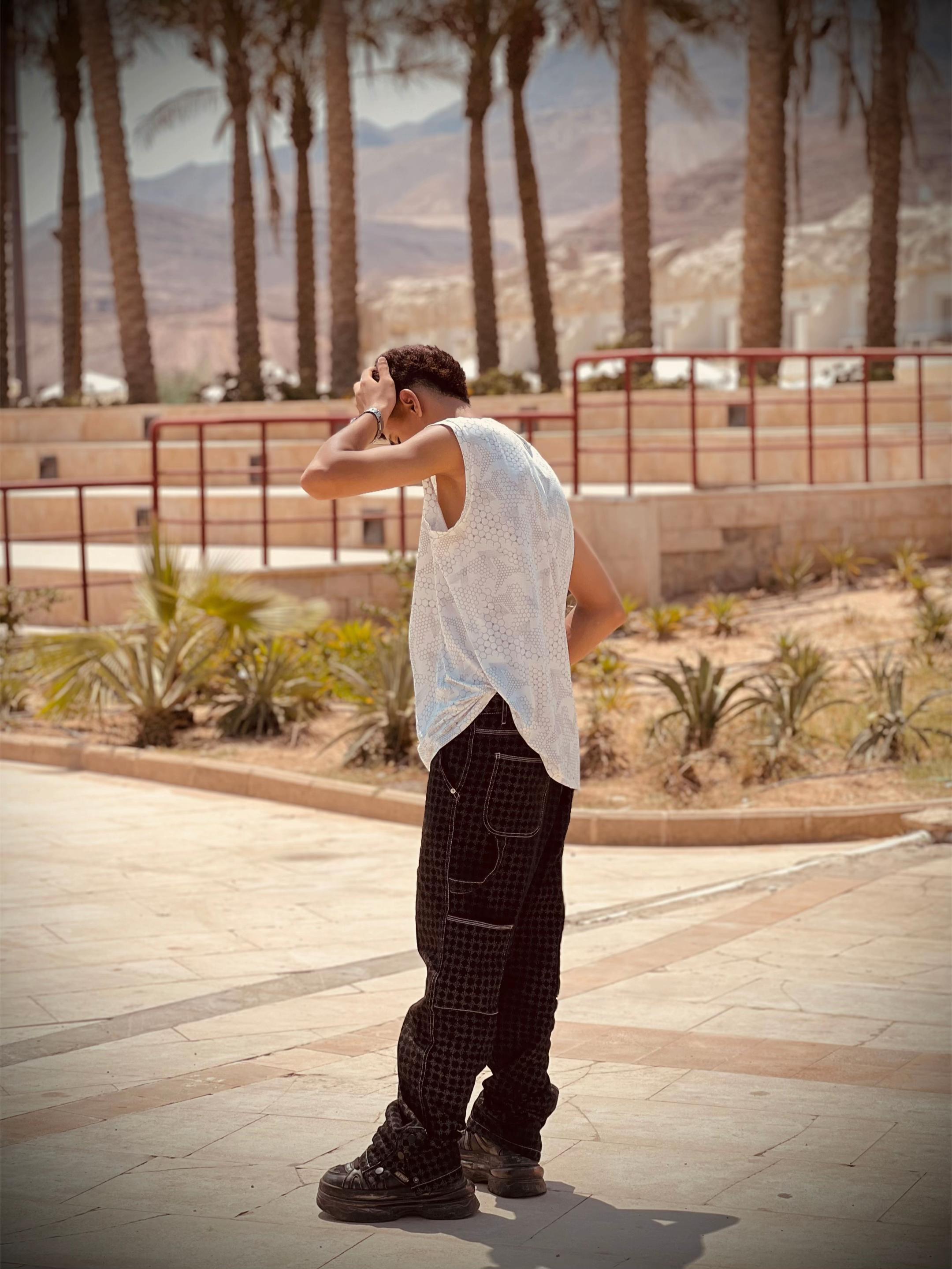 @لآحـ♥̨̥̬̩آ