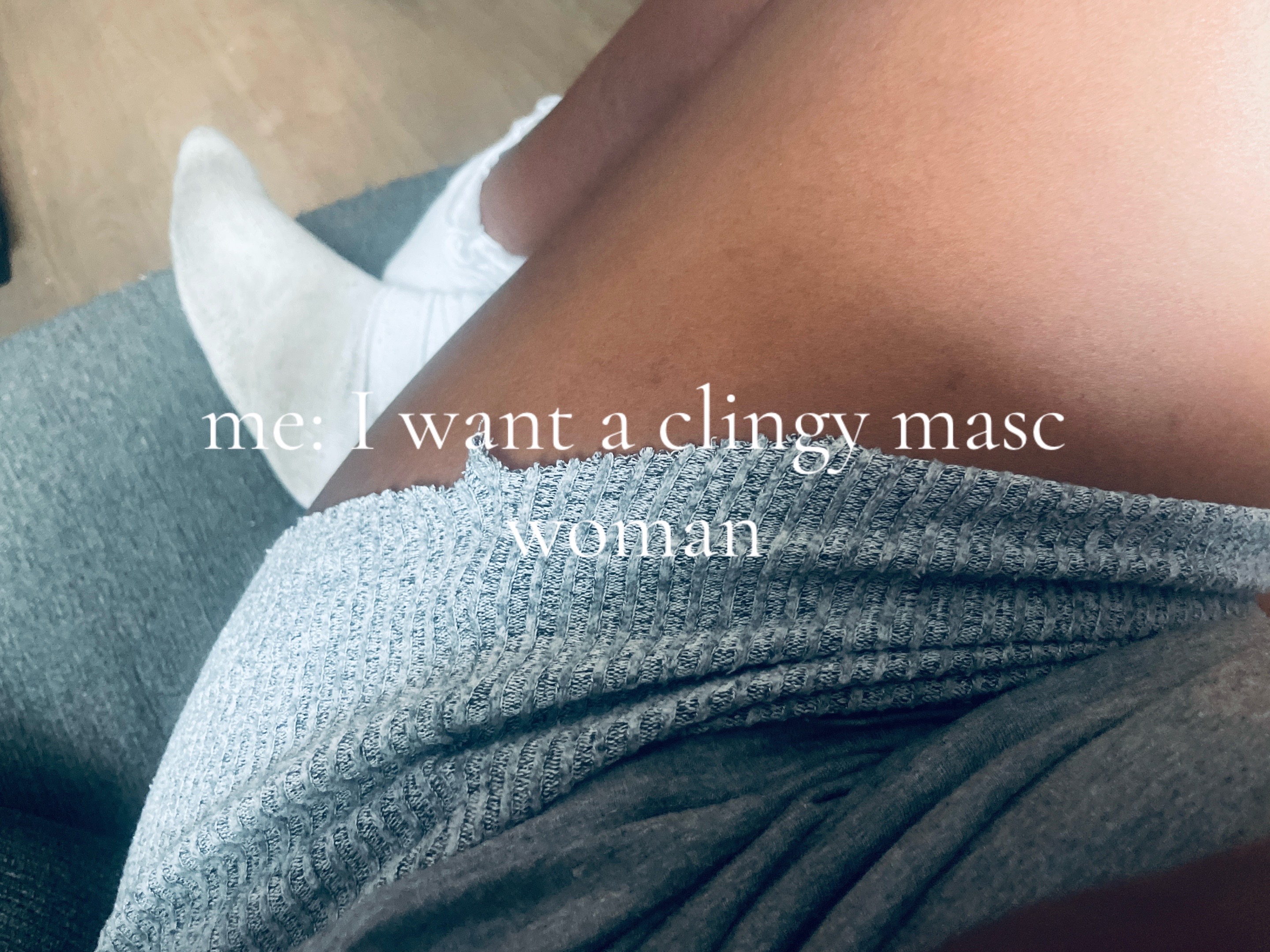 @👩🏽❤️💋👩🏽