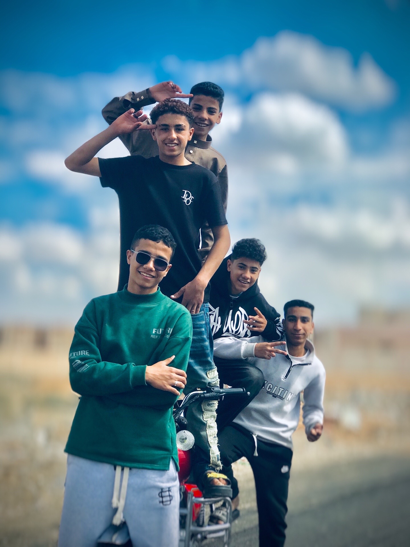 @العنابي