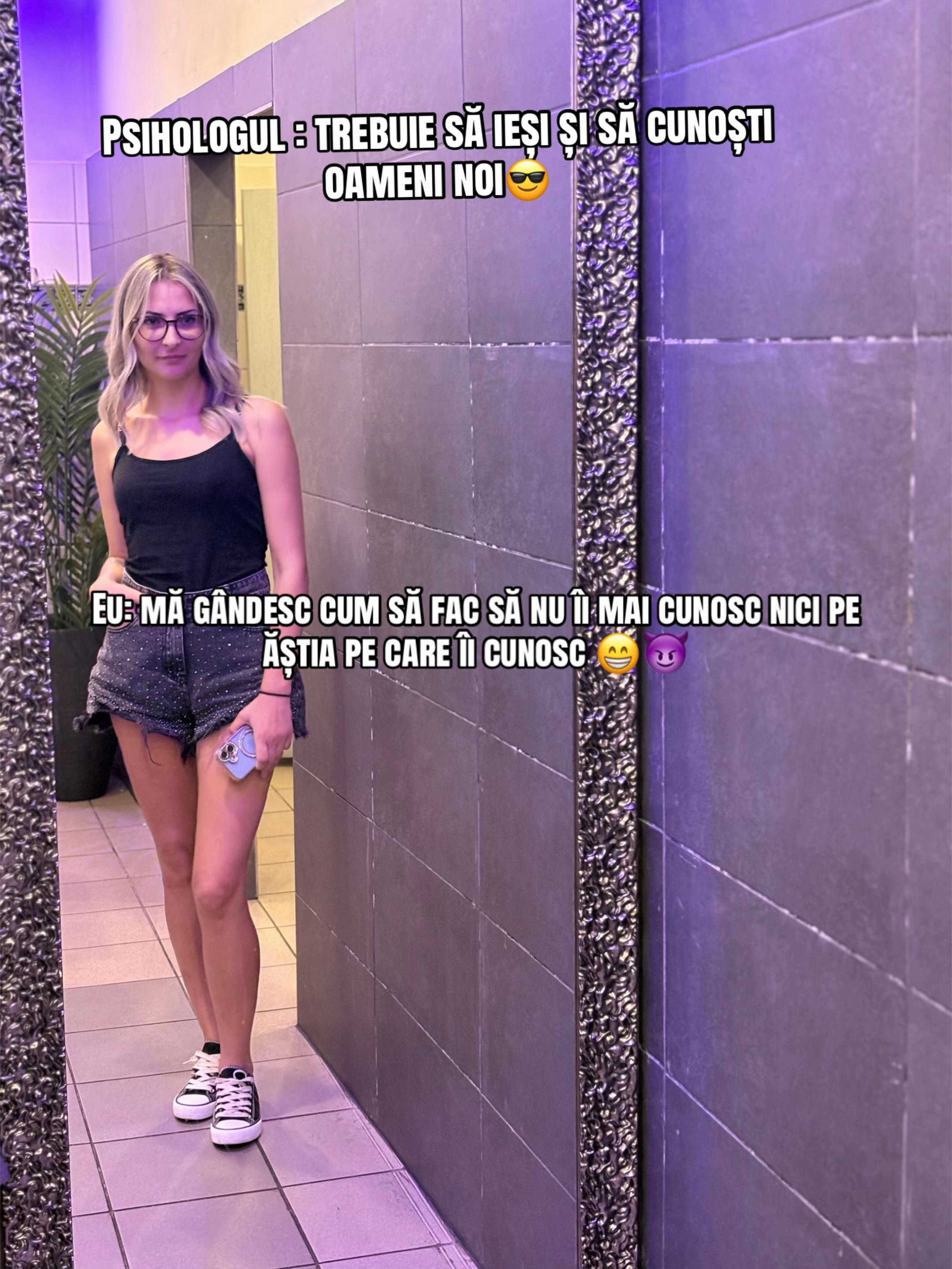 @Claudia 😈