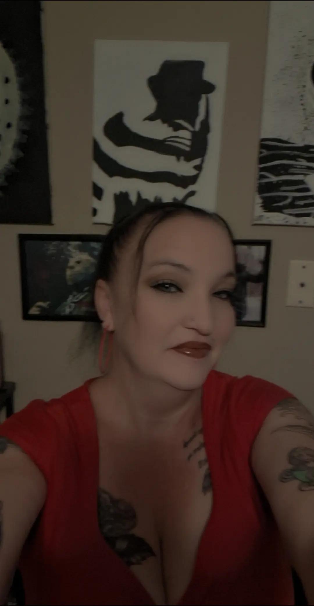 @Queen bitch