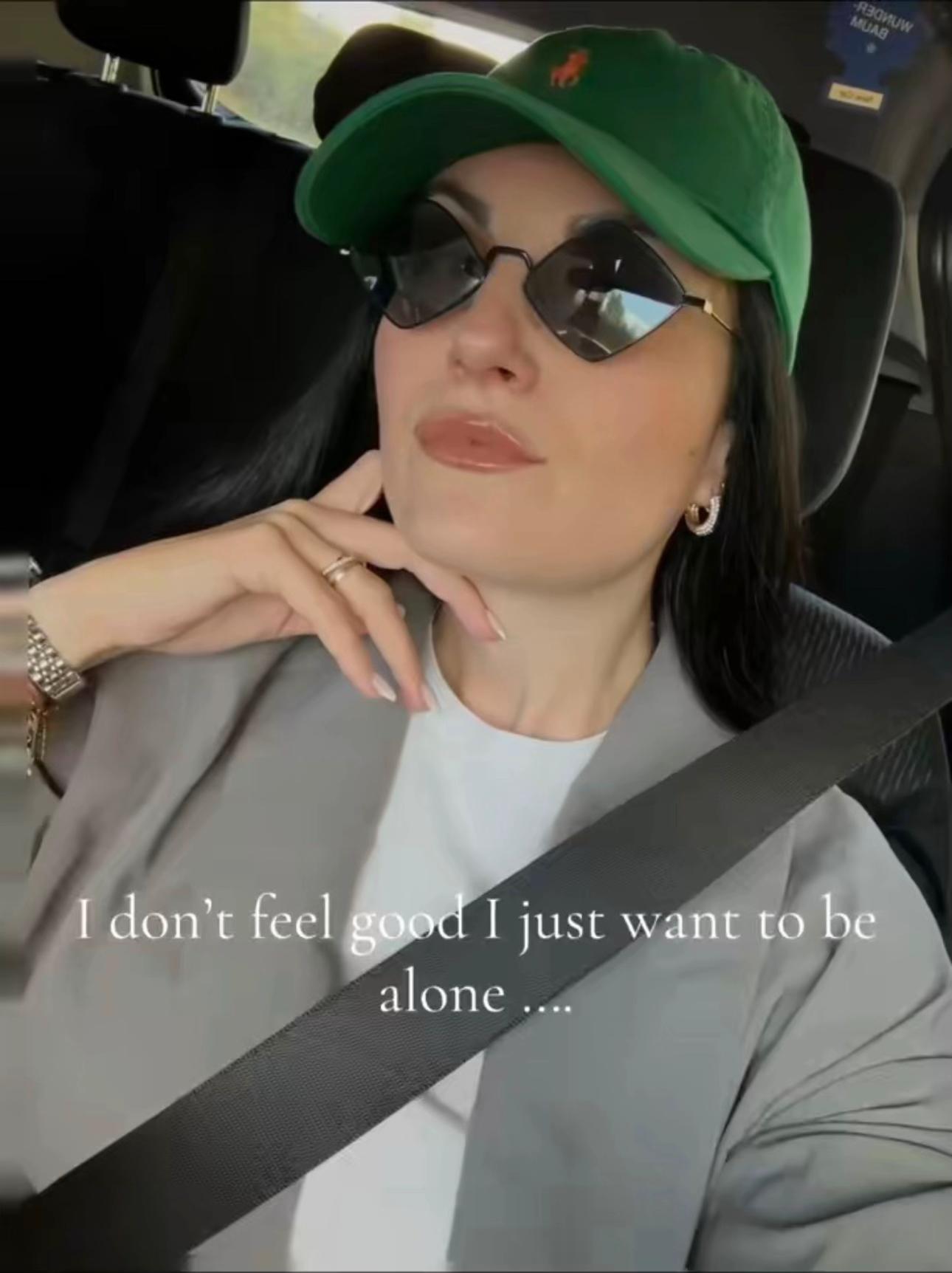 @Elizabeth 🧚🏻♀️🪐🩰🍒