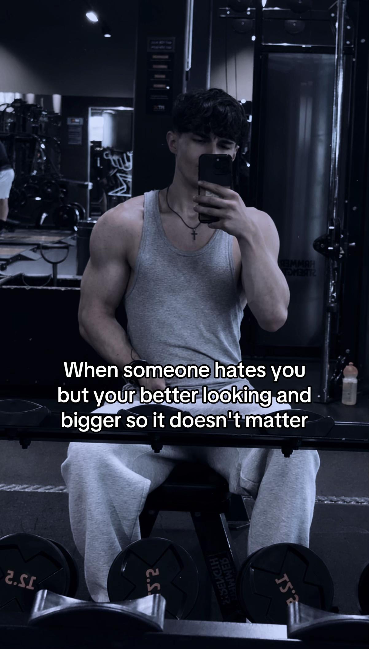 @Etienne_08
