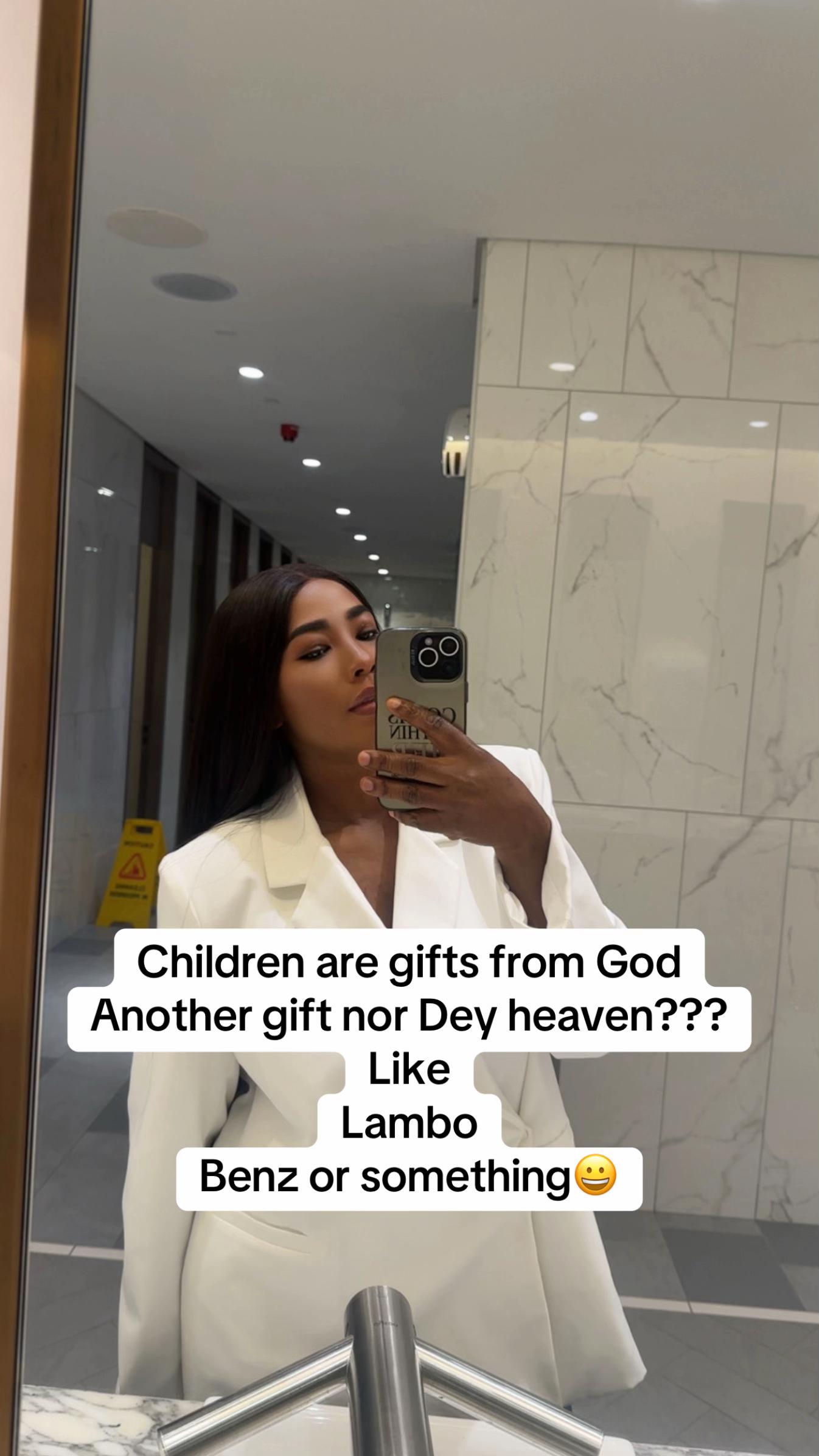 @female_world2