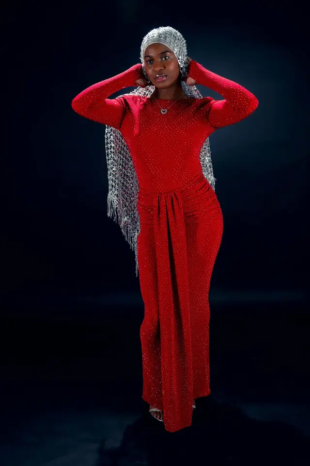 @sabrzee