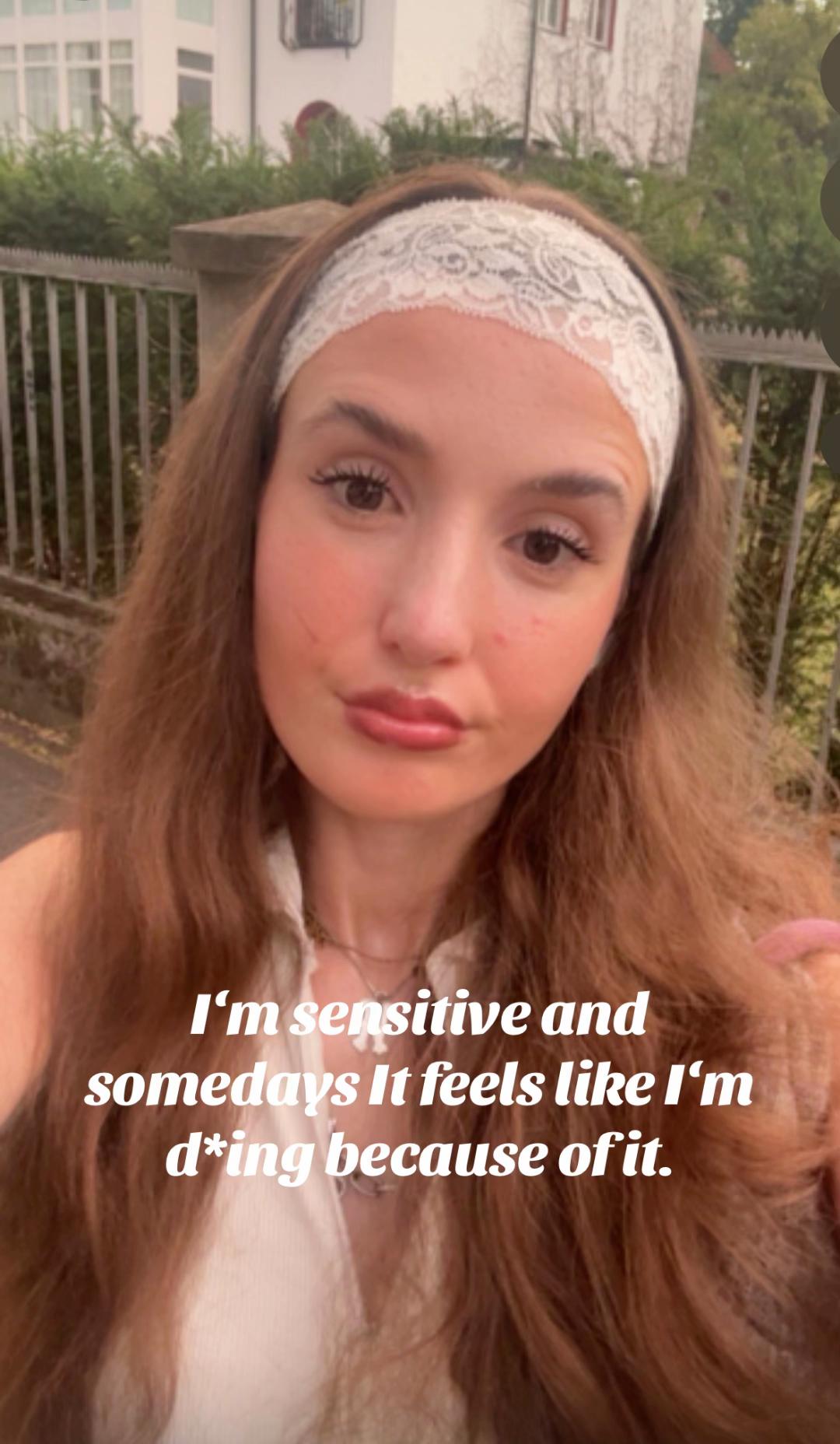 @-Anna