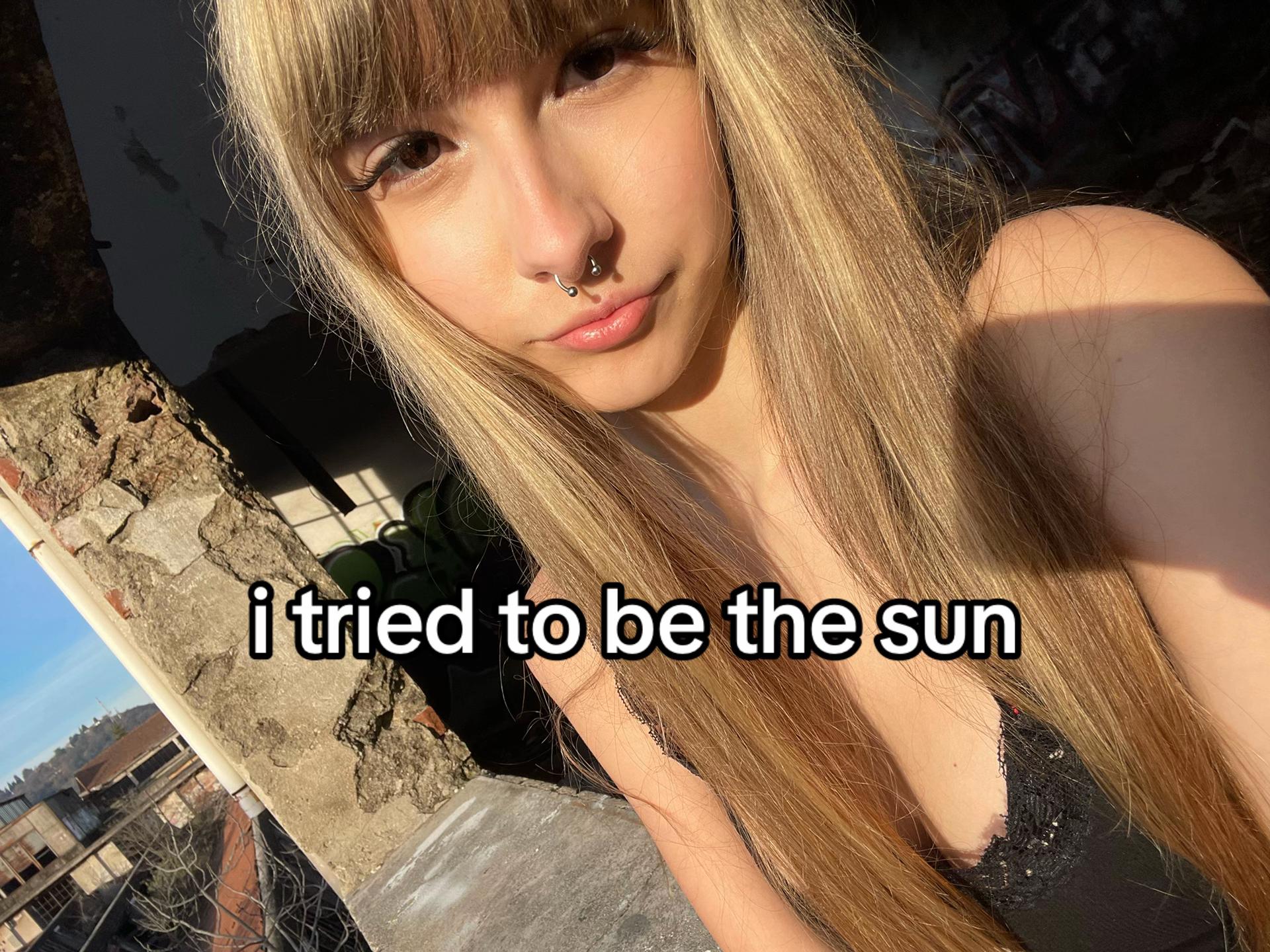 @💿𝓵𝓲𝓿𝓲𝓪