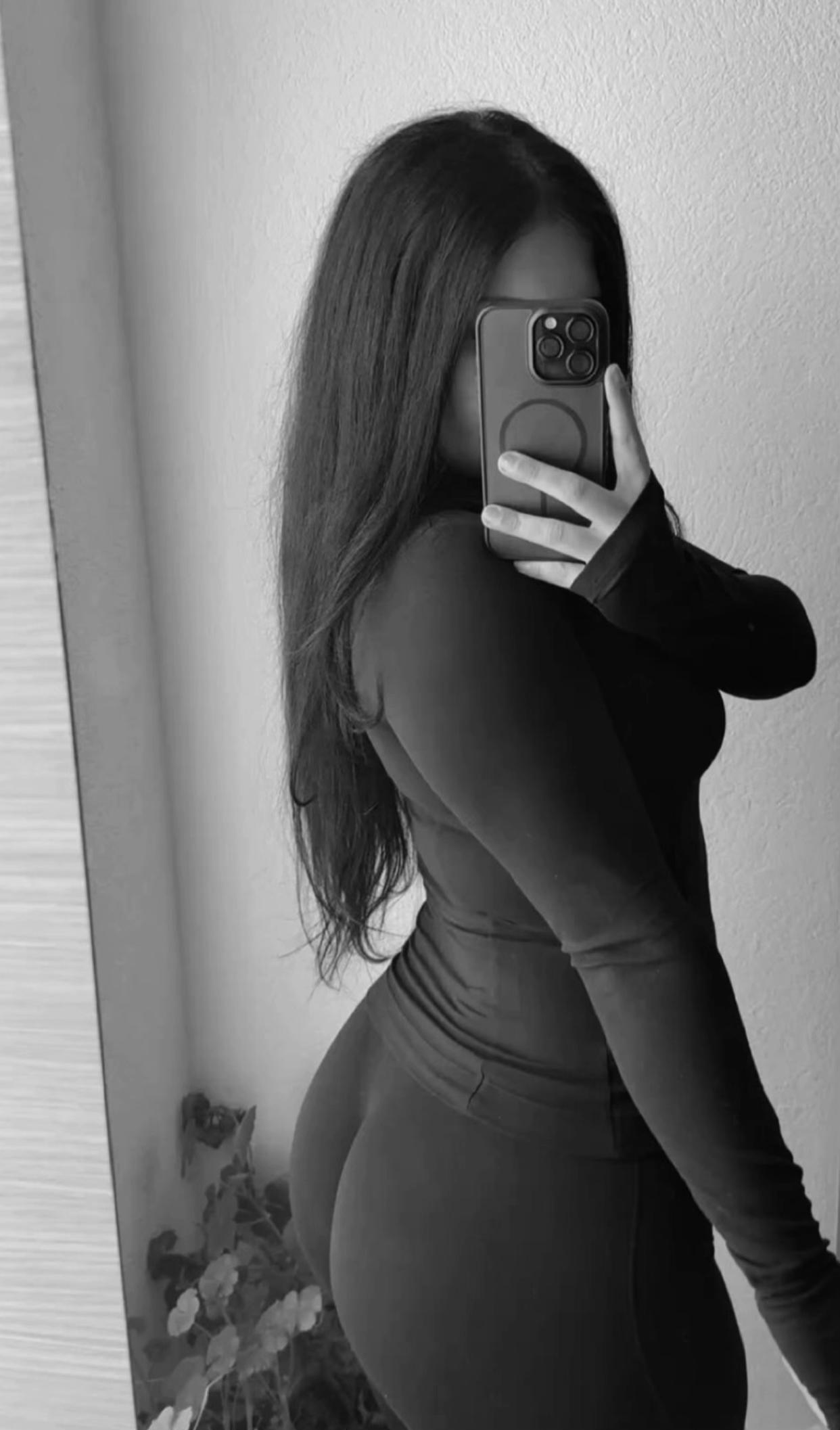 @𝐀𝐥𝐛𝐚🖤