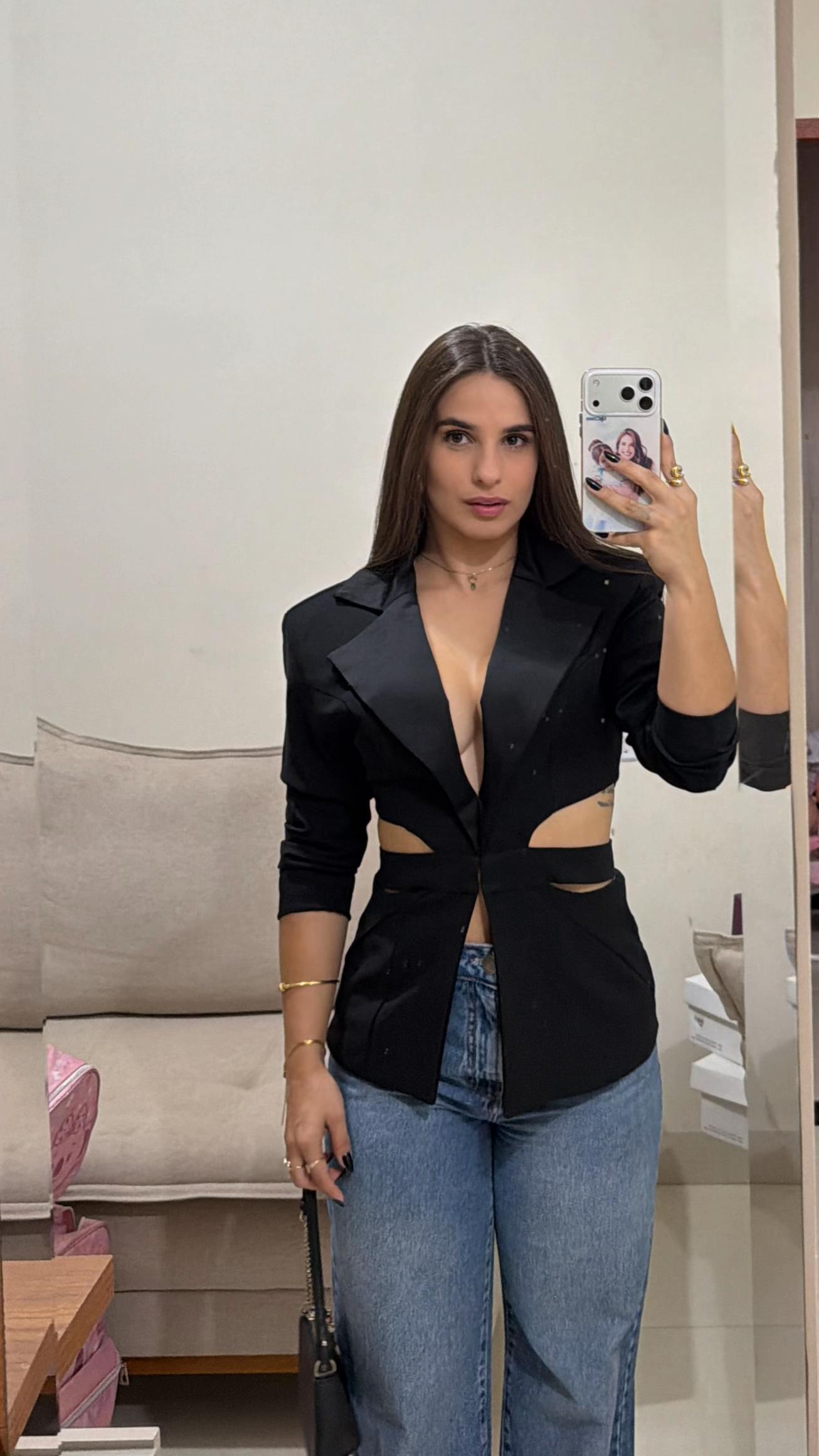 @Blenda Andrada