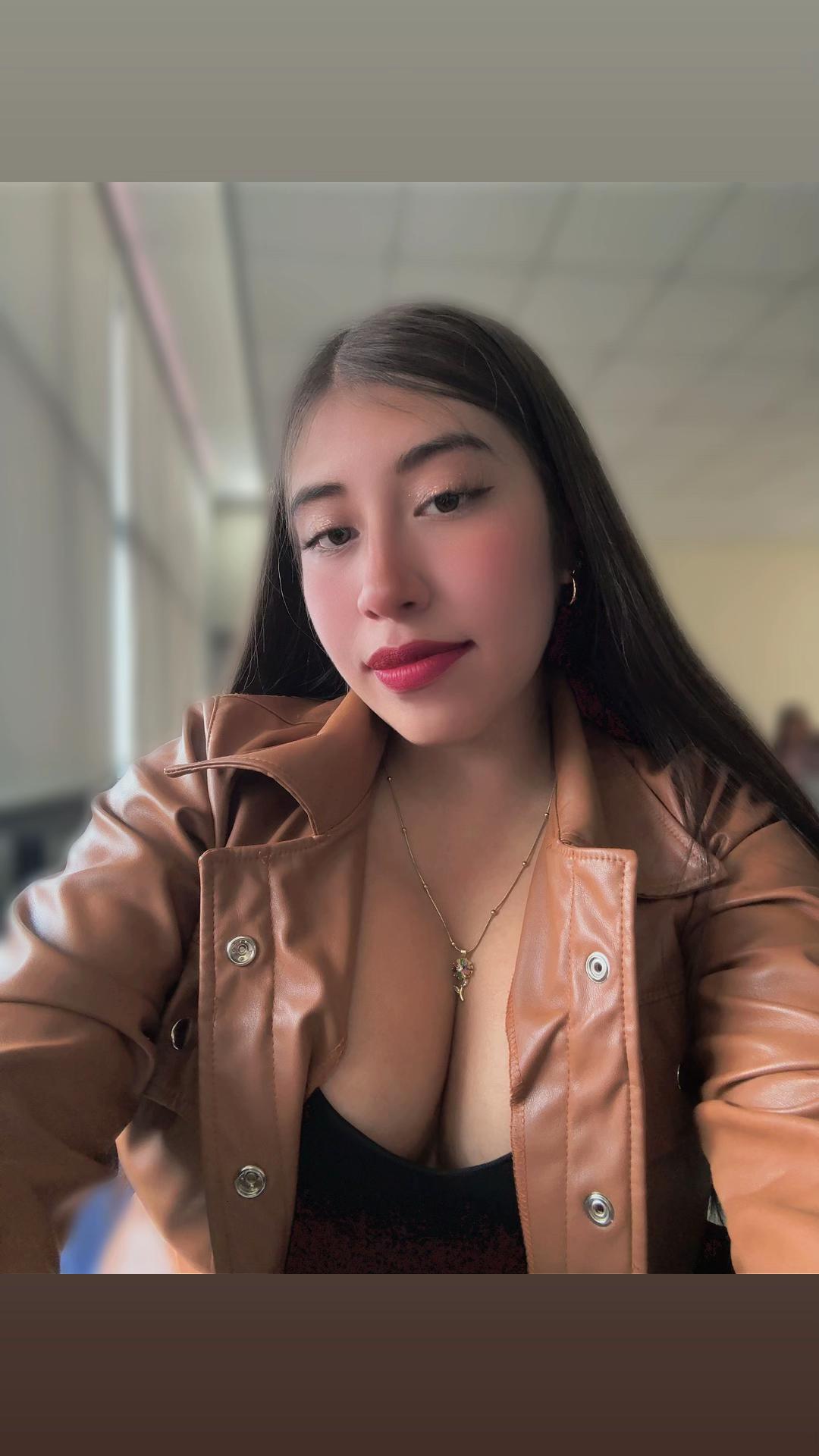 @Viví Julca๐ซถ๐ป