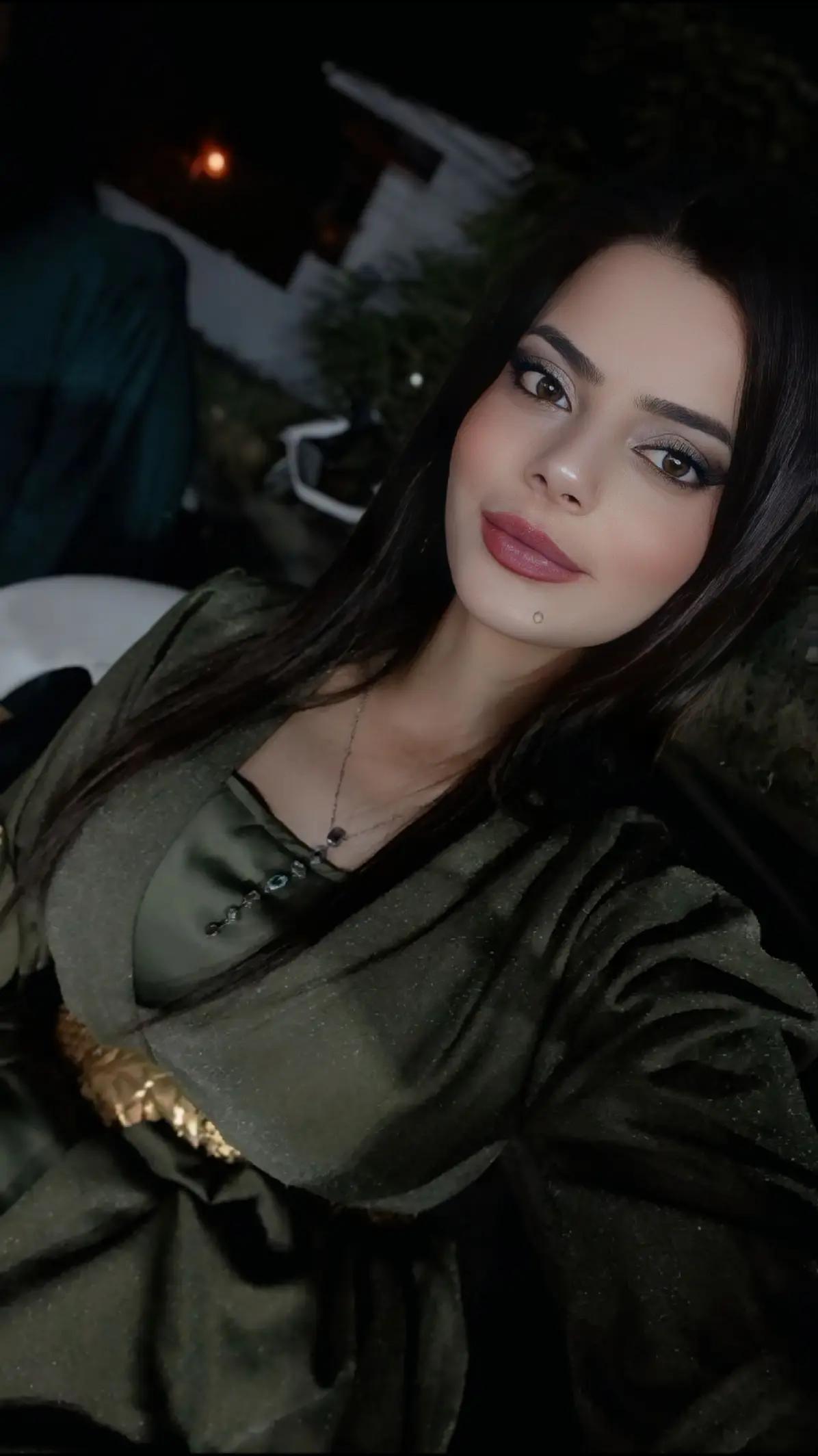 @emoş