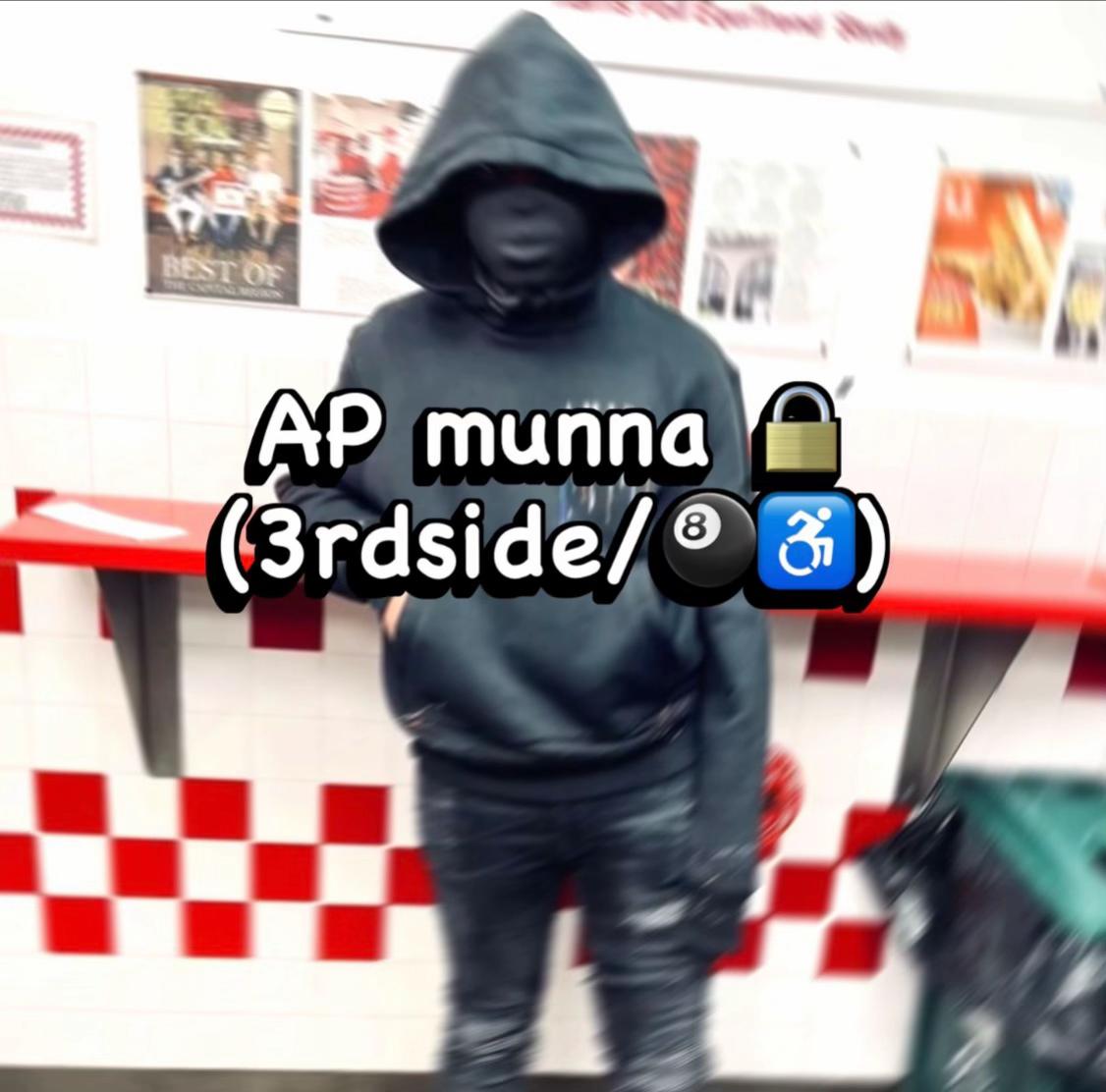 @⃟