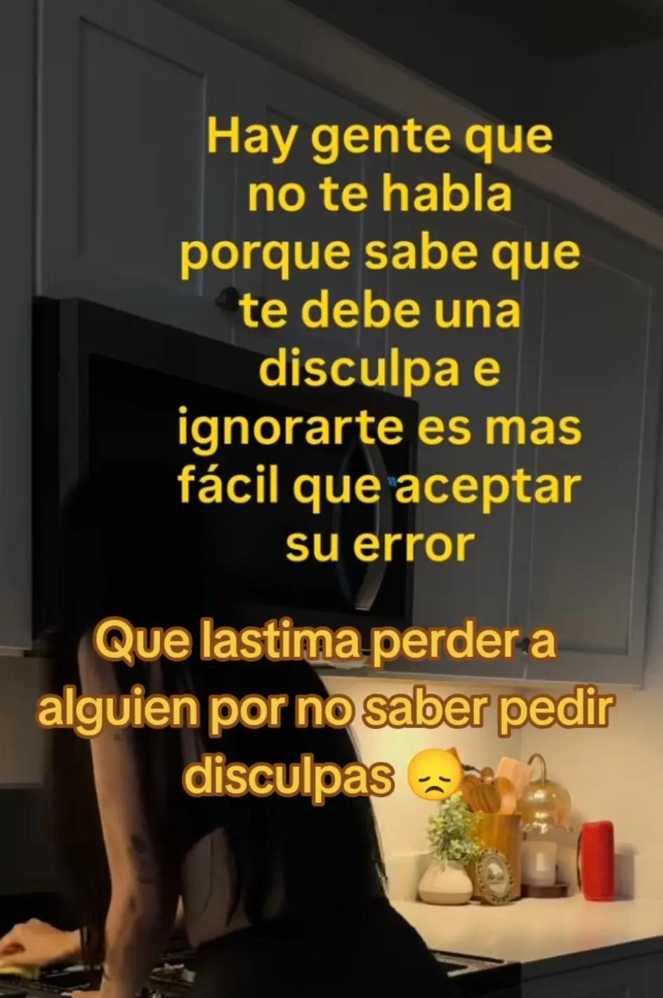 @Adriana 🌹. Te sigue