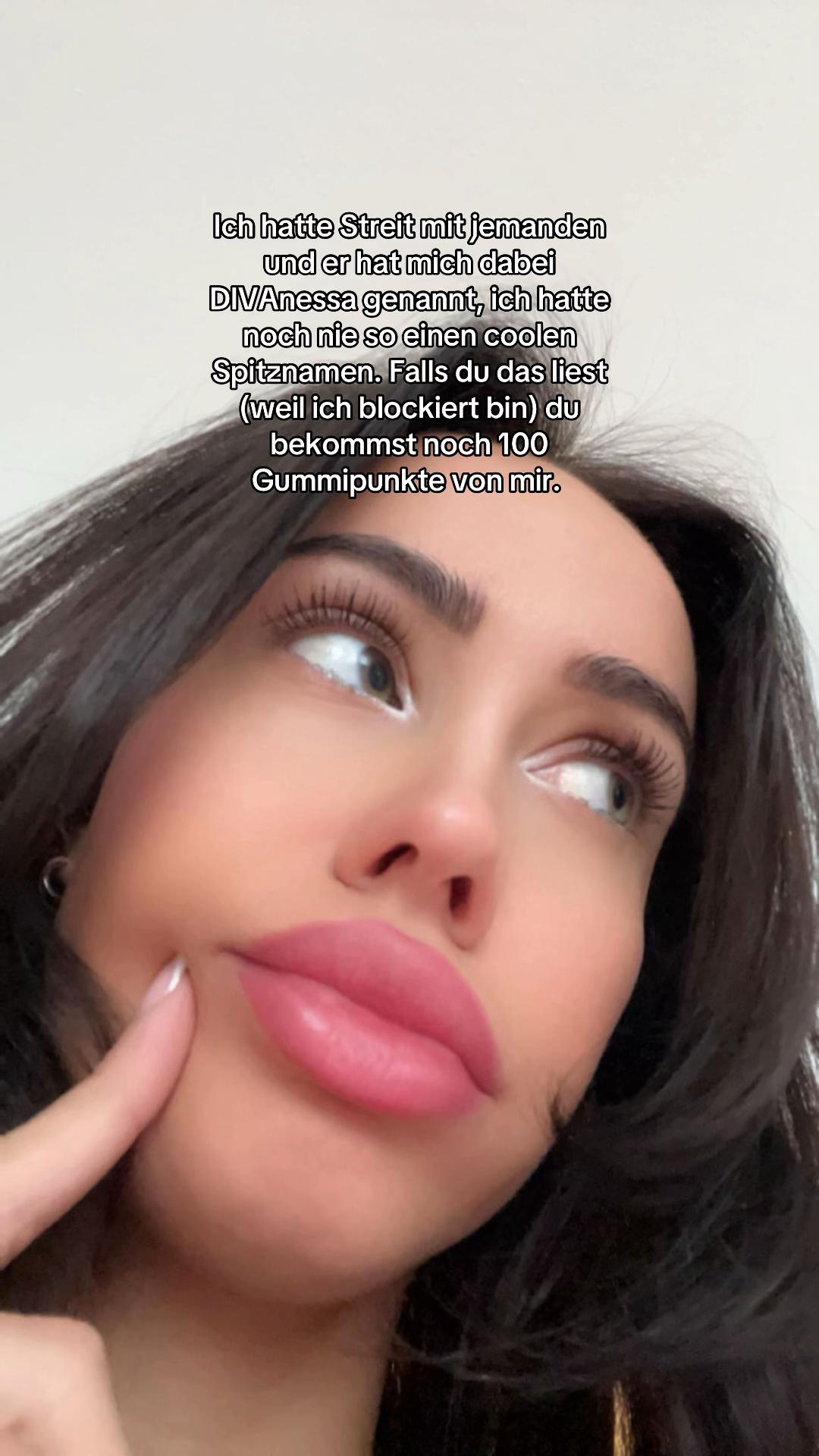 @VANESSA 🐉