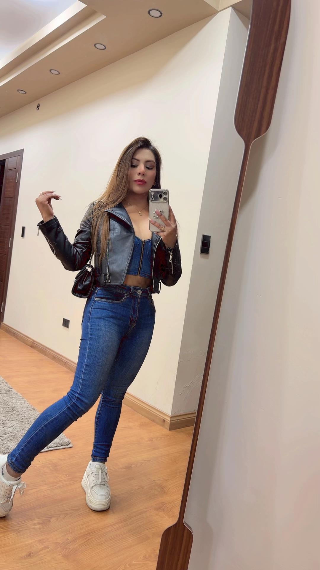 @Ana