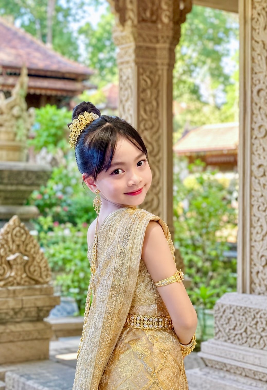 @Lê Ngọc Vy (Bella)
