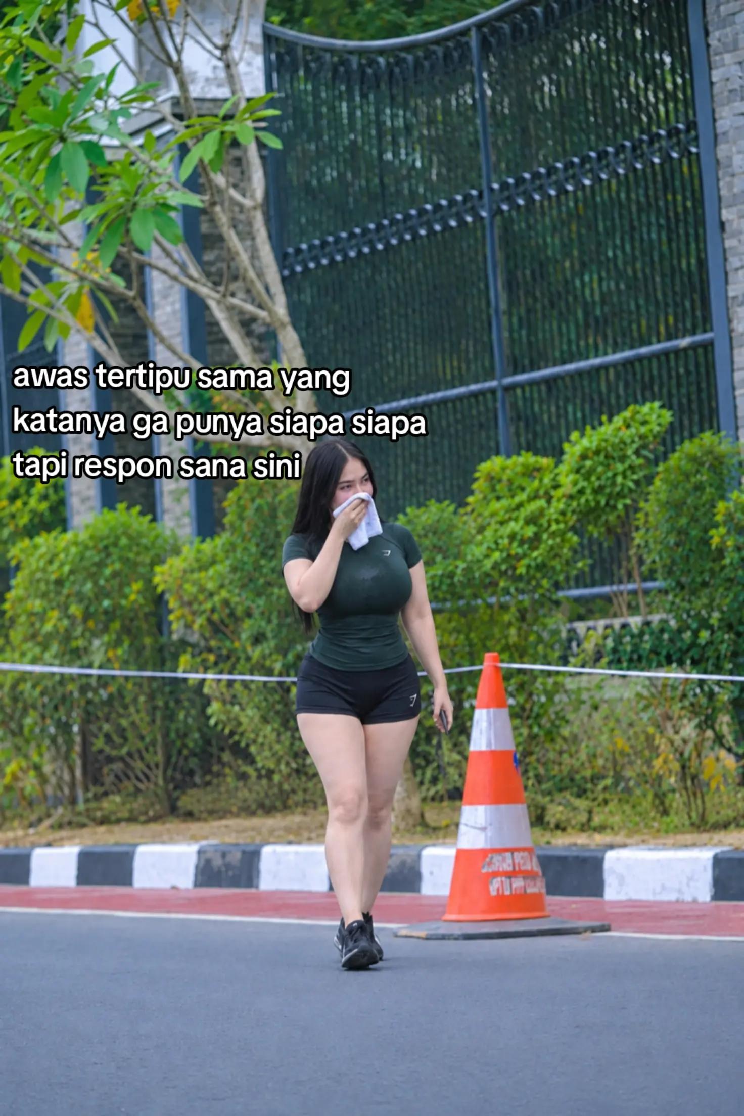 @୨ৎ𝐘𝐨𝐮𝐫 𝐇𝐨𝐧𝐞𝐲୨ৎ