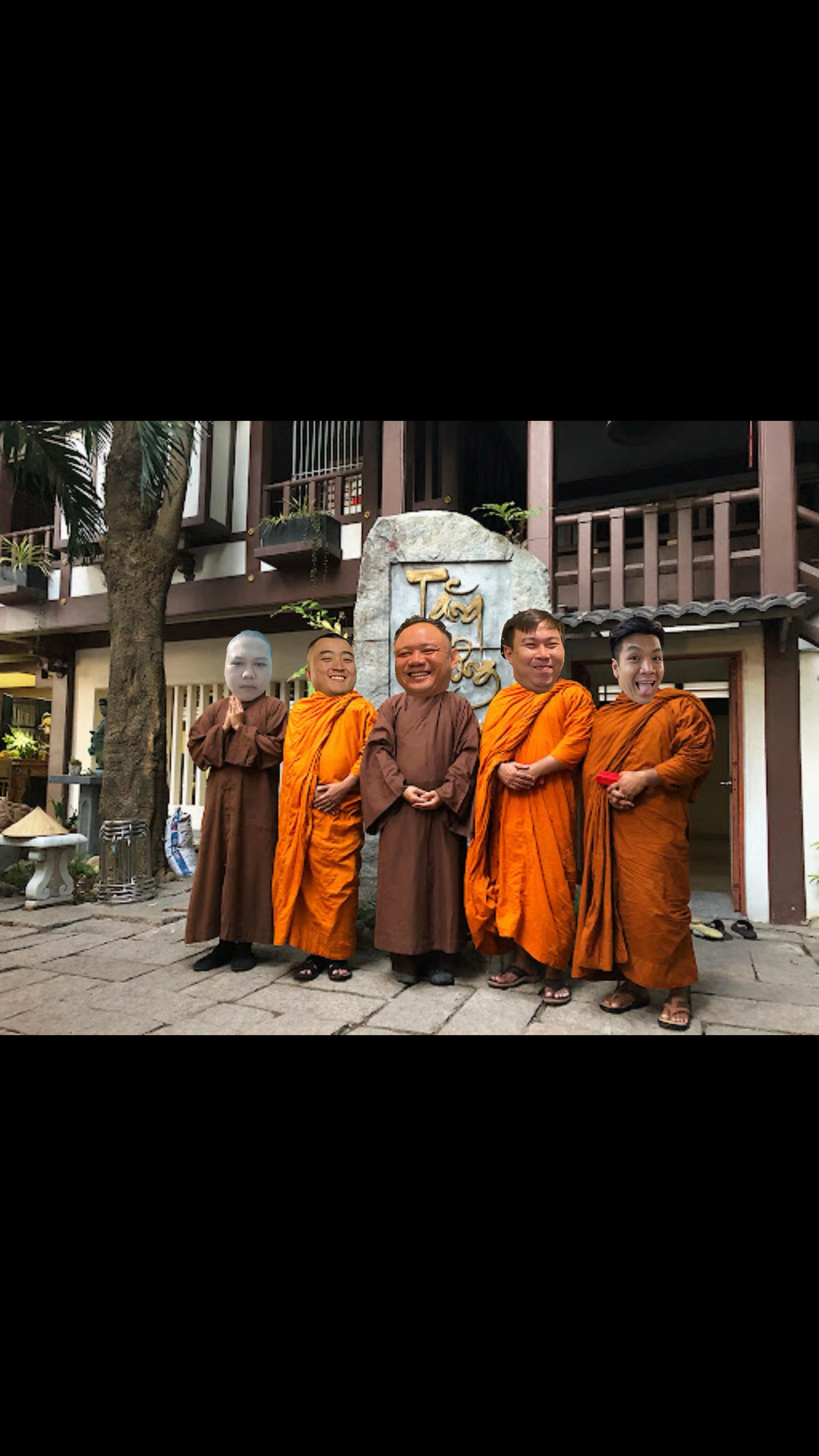@B&aacute;ch Thịnh