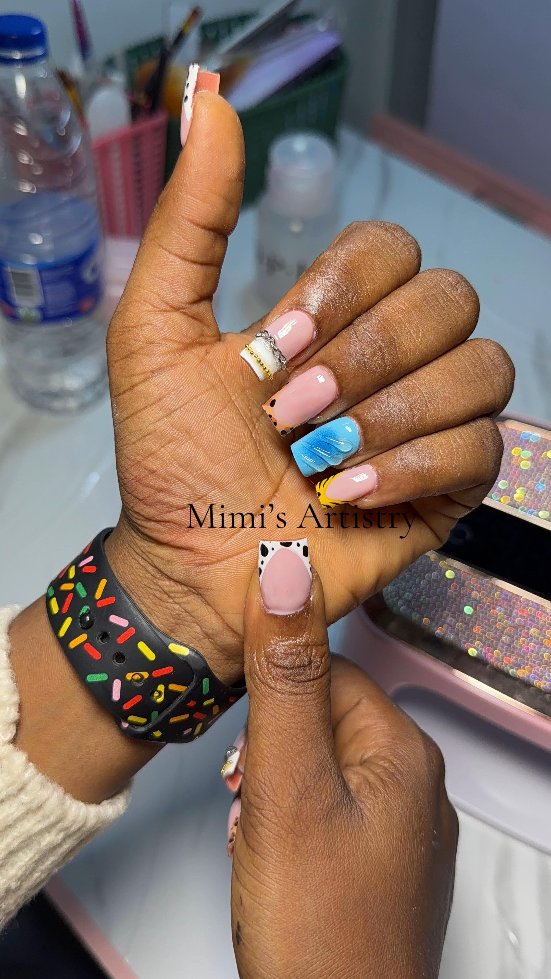 @LASH/NAIL TECH IN ISHERI,IDIMU