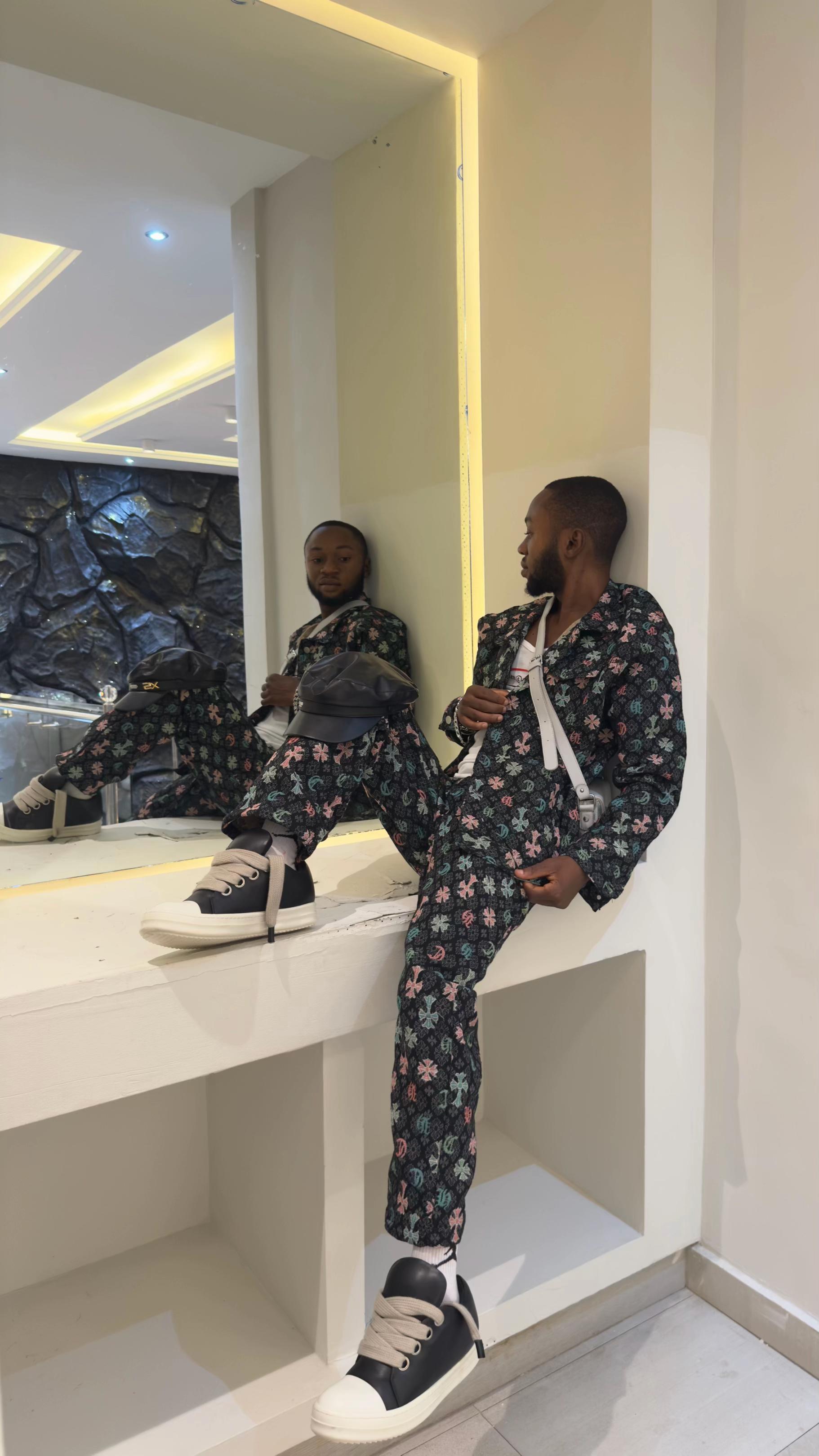 @Kendrick $Designer💥